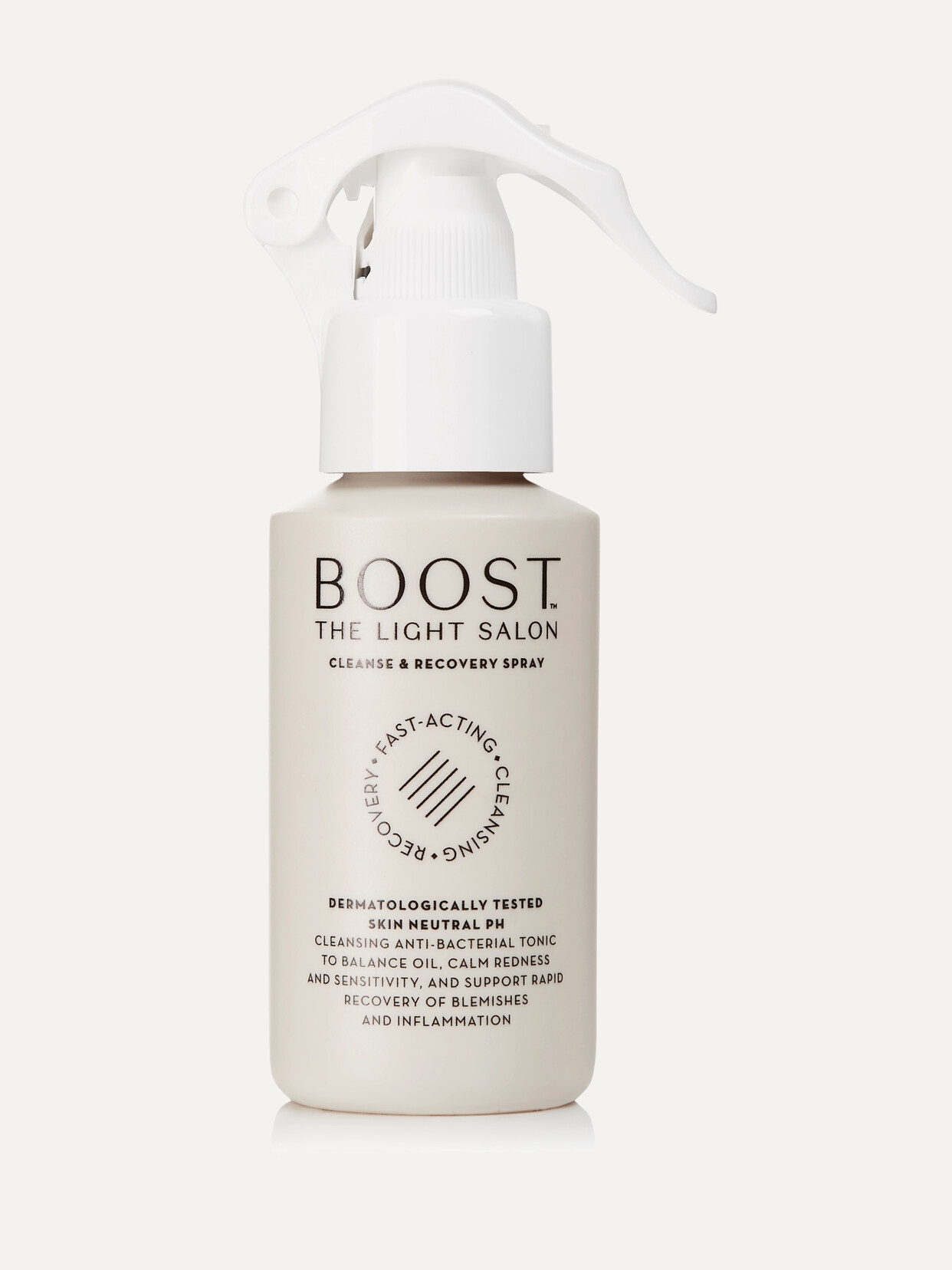 The Light Salon Cleanse And Recovery Spray In Colorless