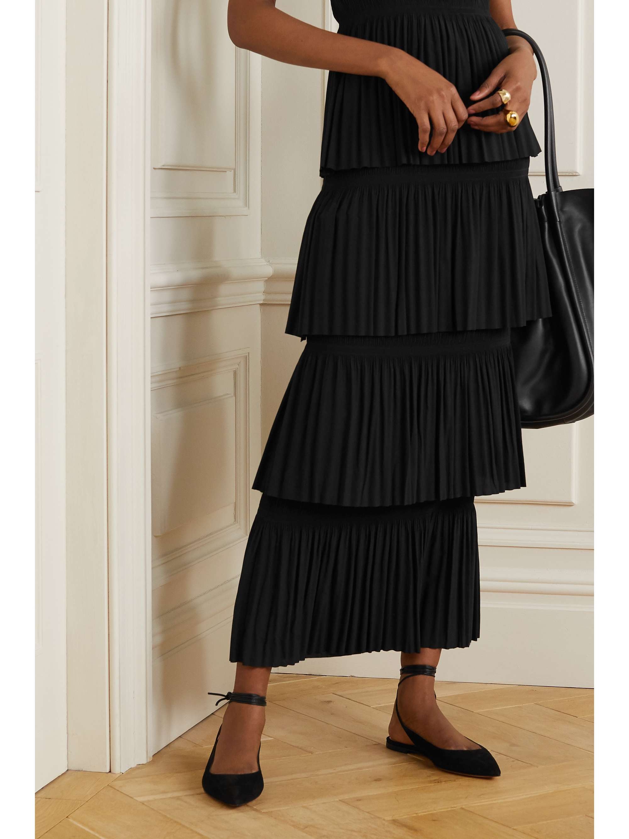 GIANVITO ROSSI 10 suede point-toe flats