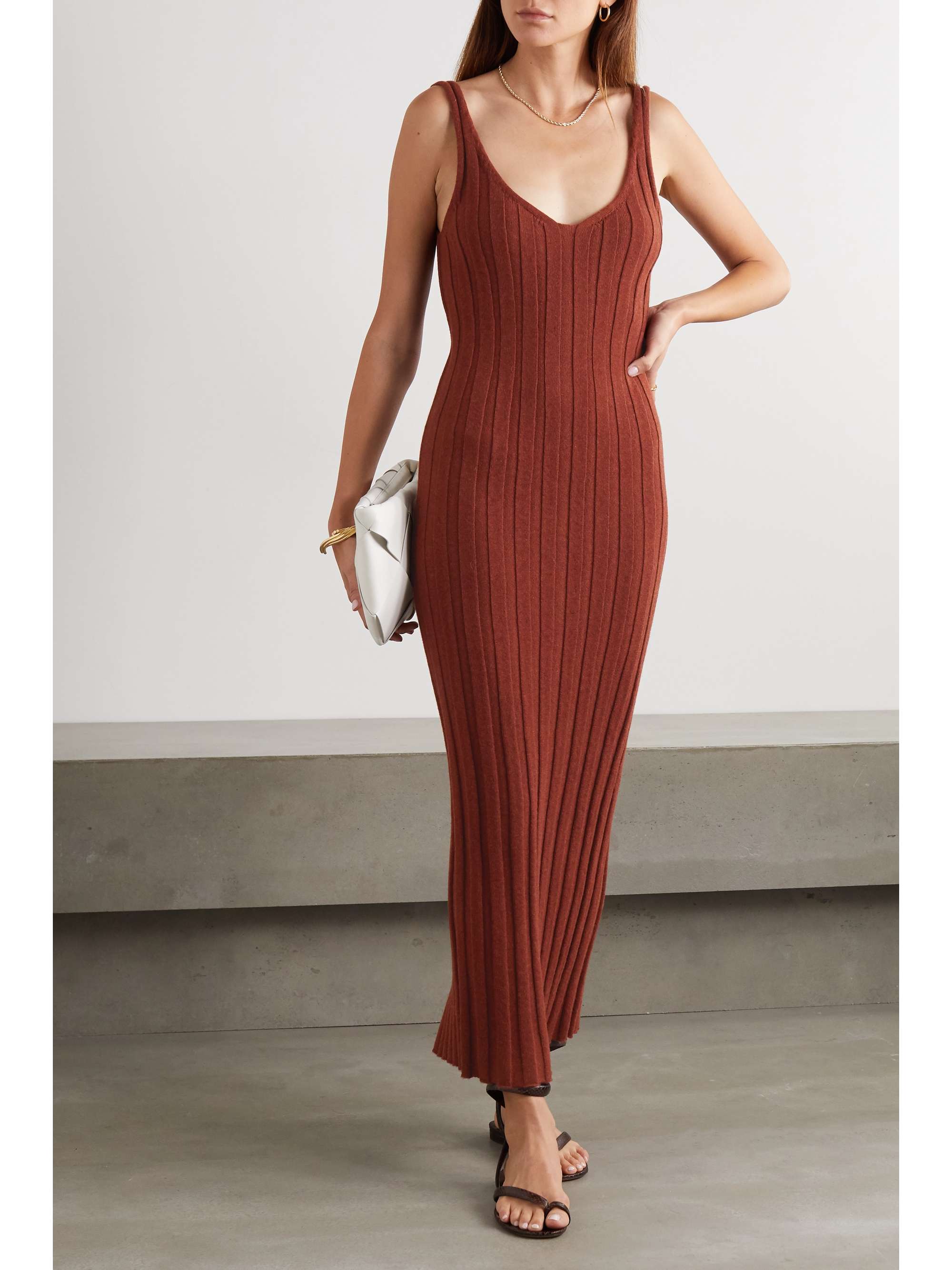 KHAITE Louis ribbed cashmere dress