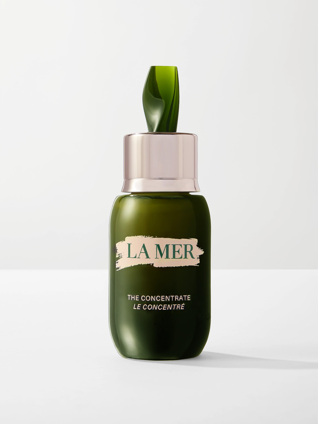 La Mer The Concentrate - Soothing & Strengthening Face Serum, 1 Oz. In Colorless