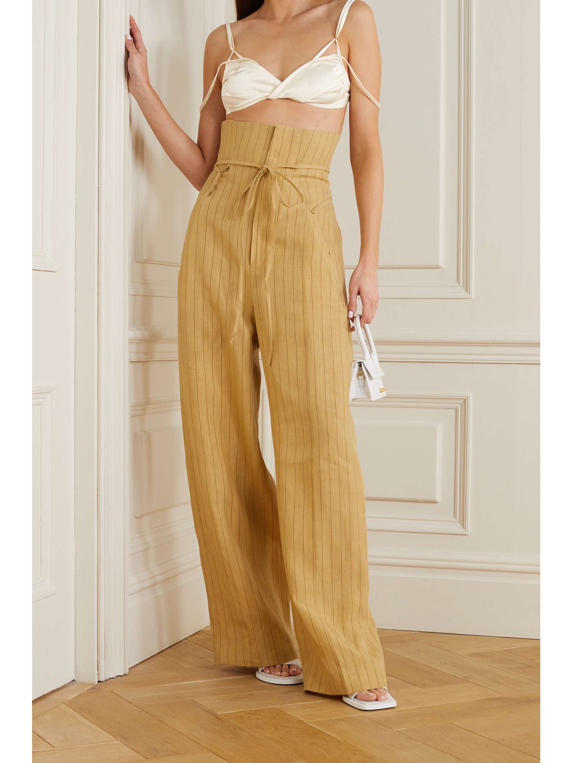 JACQUEMUS Novio twist-front satin bralette