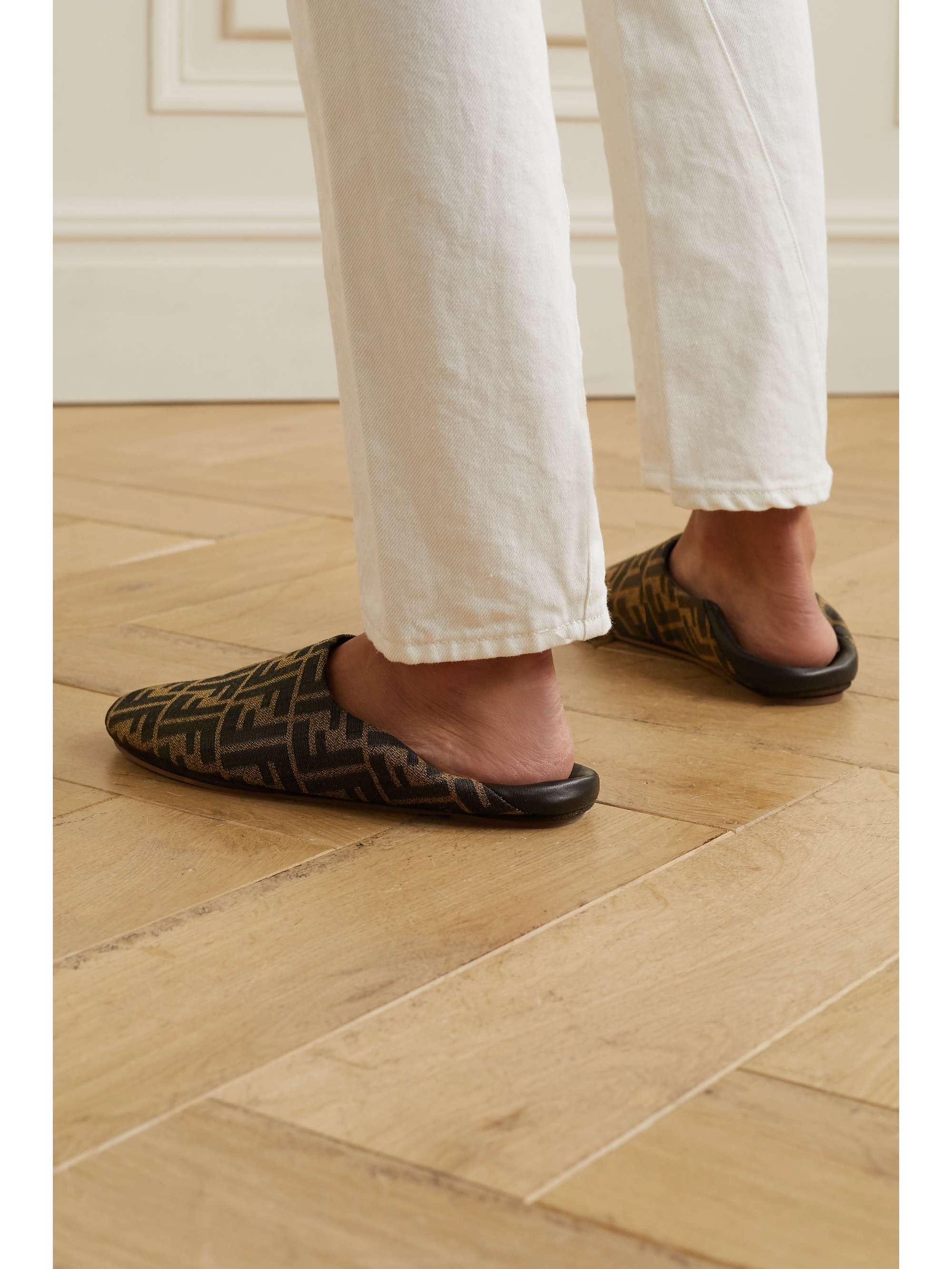 jelly flip flops old navy