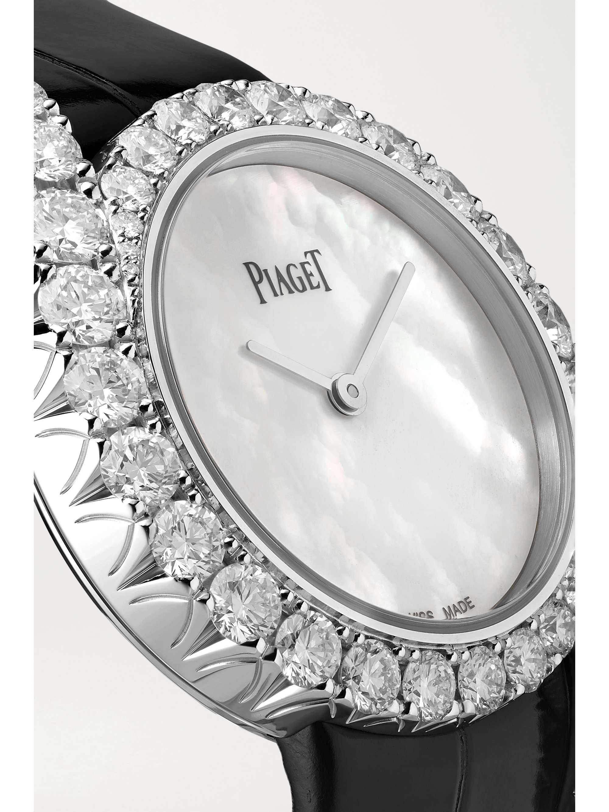 PIAGET Montre en or blanc 18 carats, nacre et diamants à bracelet en alligator Limelight Gala 32 mm