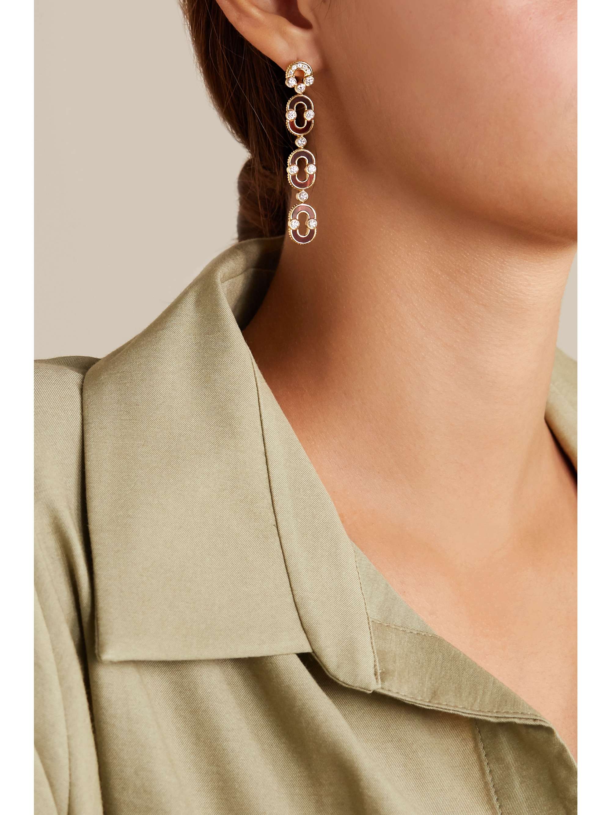 VILTIER + NET SUSTAIN Magnetic Trio Ohrringe aus 18 Karat Gold mit Ochsenauge und Diamanten
