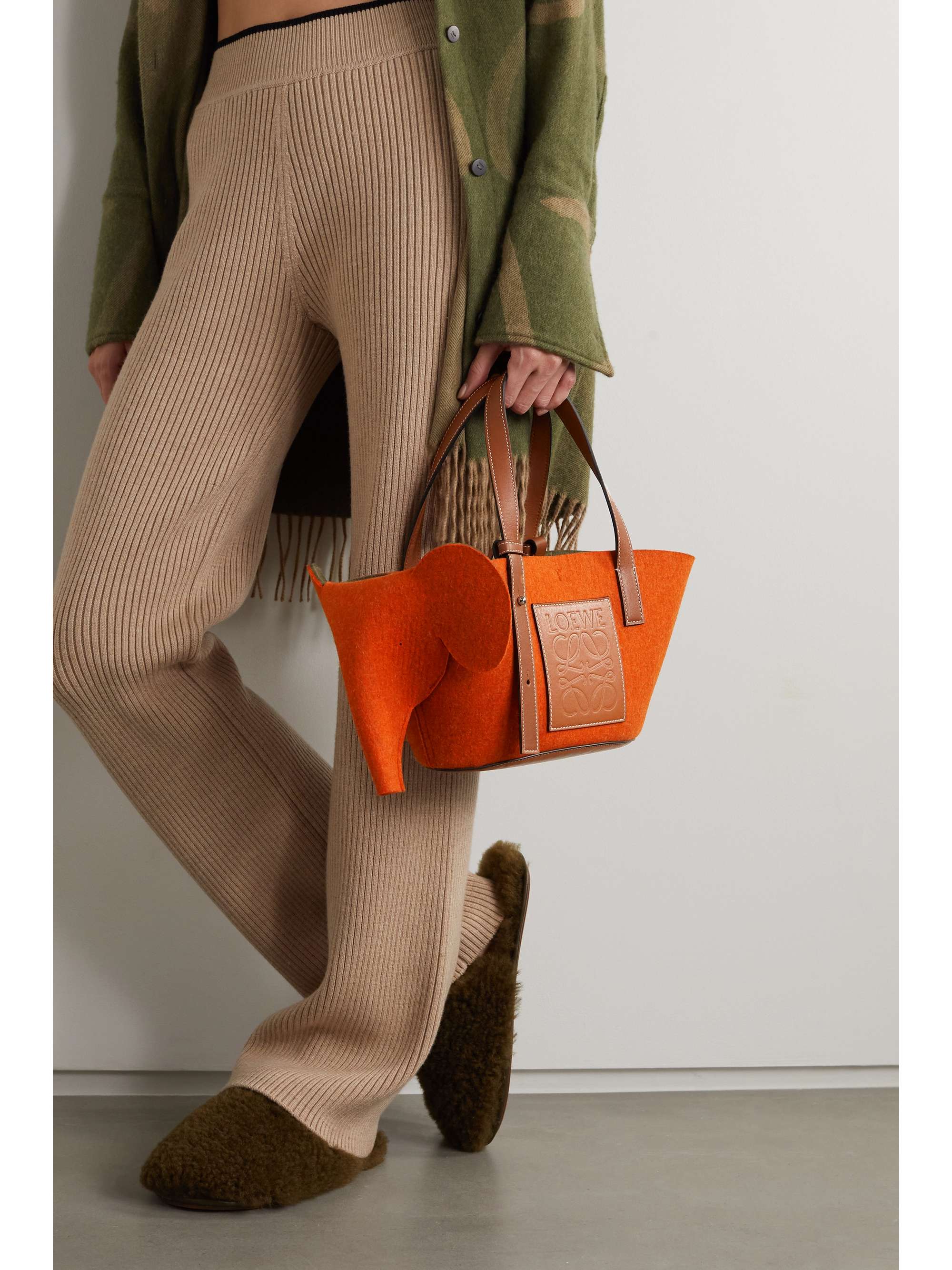 Loewe Elephant Bag màu cam