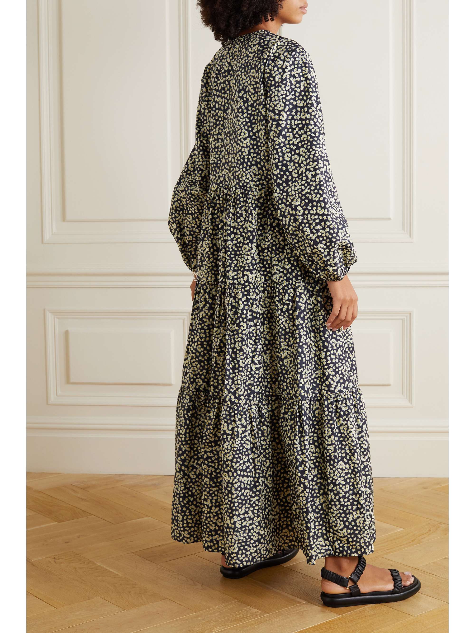 Tiered Floral Mini Dress In White | UNIQUE21 | SilkFred