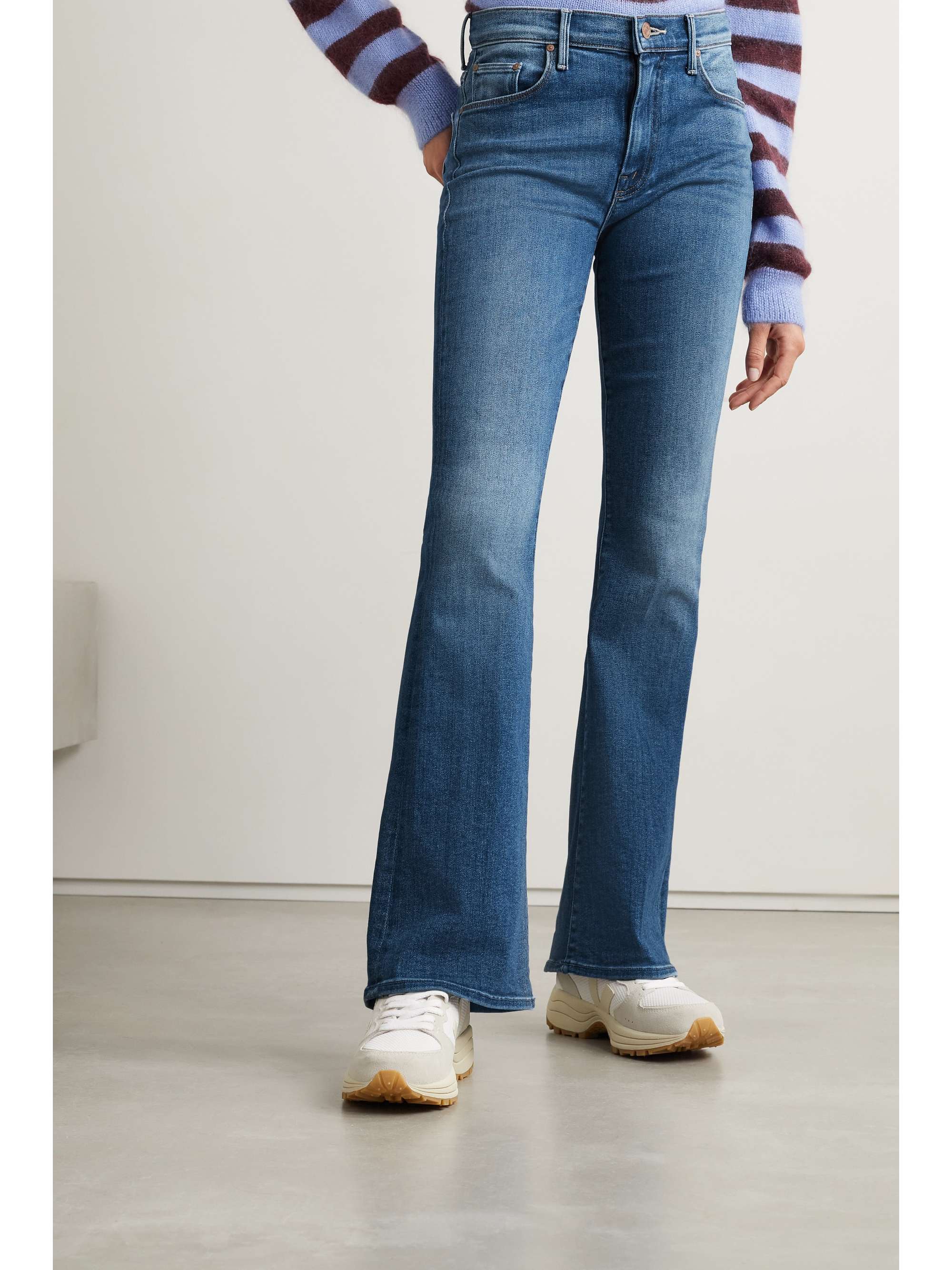 rise flared jeans | MOTHER 