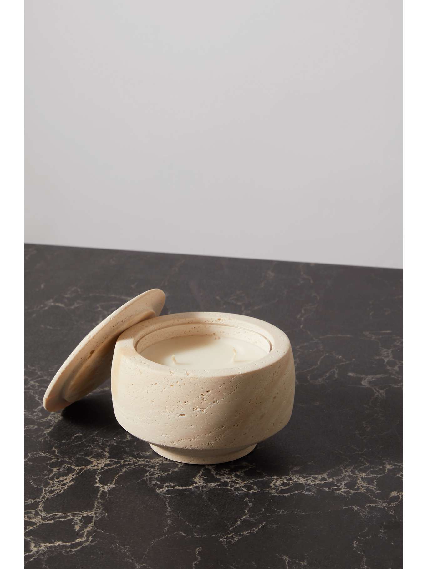 SOHO HOME Rocca small scented candle - Fig Verde, 125g | NET-A-PORTER