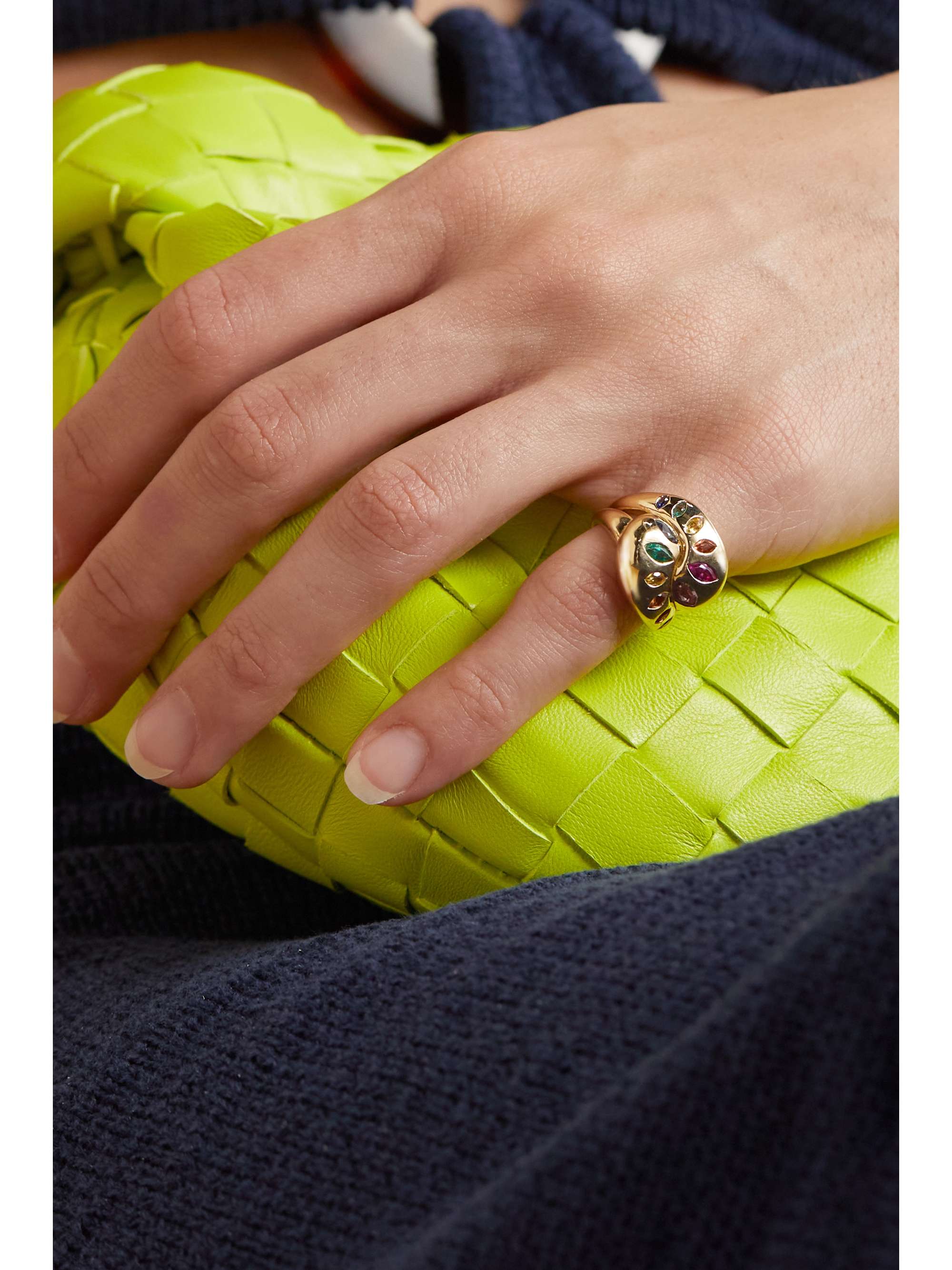 BRENT NEALE Knot 18-karat gold, sapphire and emerald ring