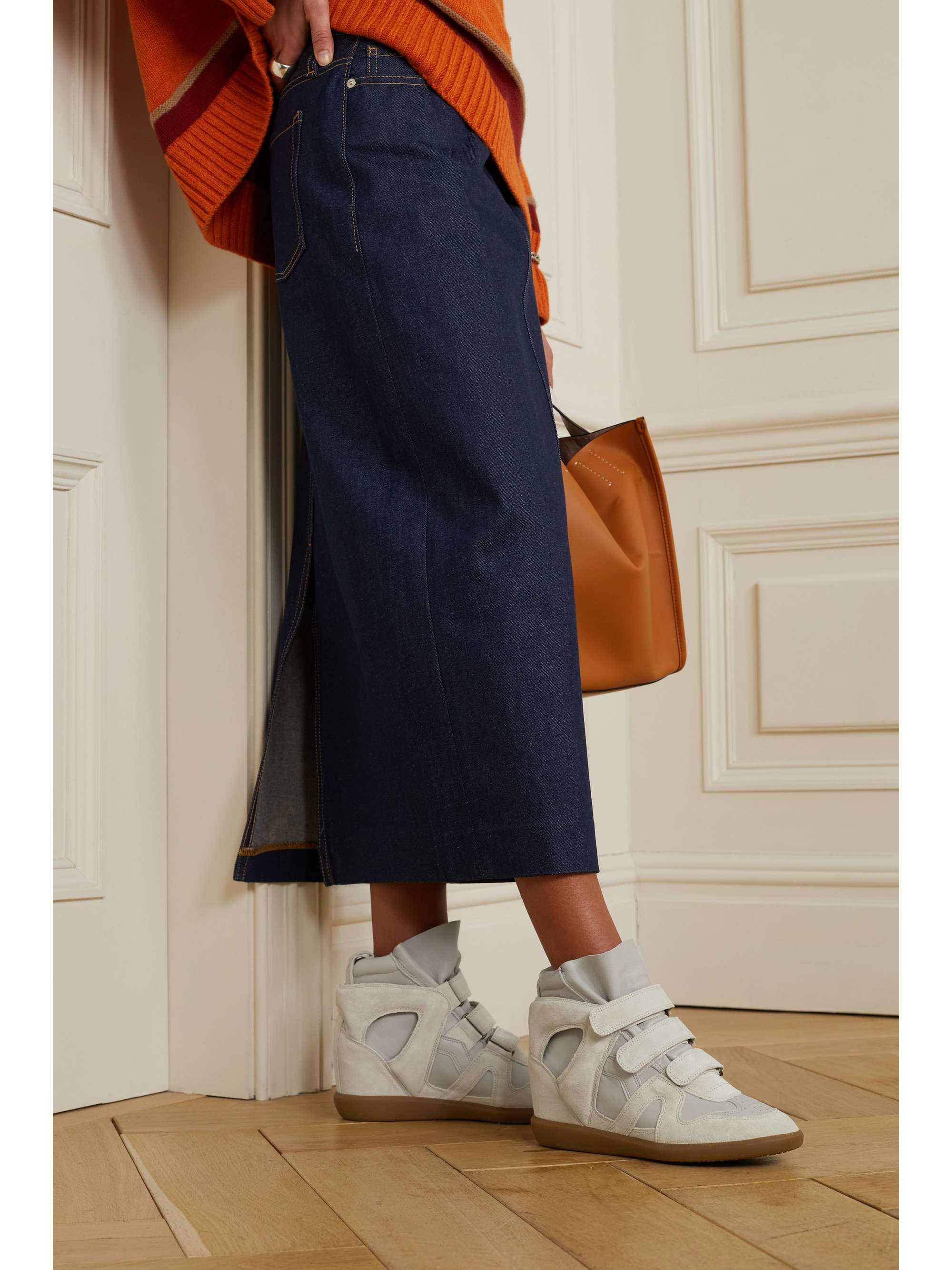 Plaatsen Op de grond geur ISABEL MARANT Buckee suede and leather wedge sneakers | NET-A-PORTER