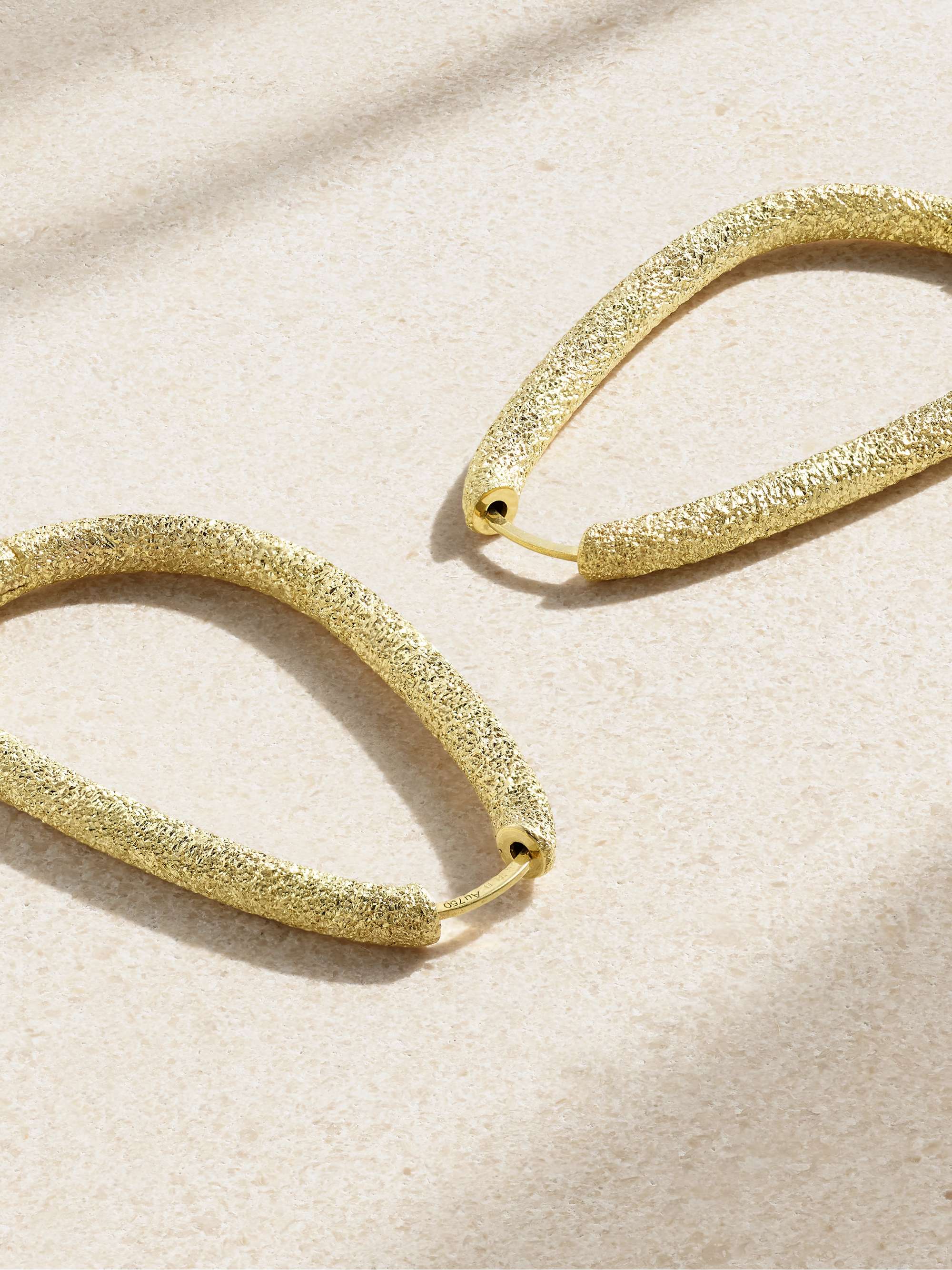 CAROLINA BUCCI Florentine 18-karat gold hoop earrings