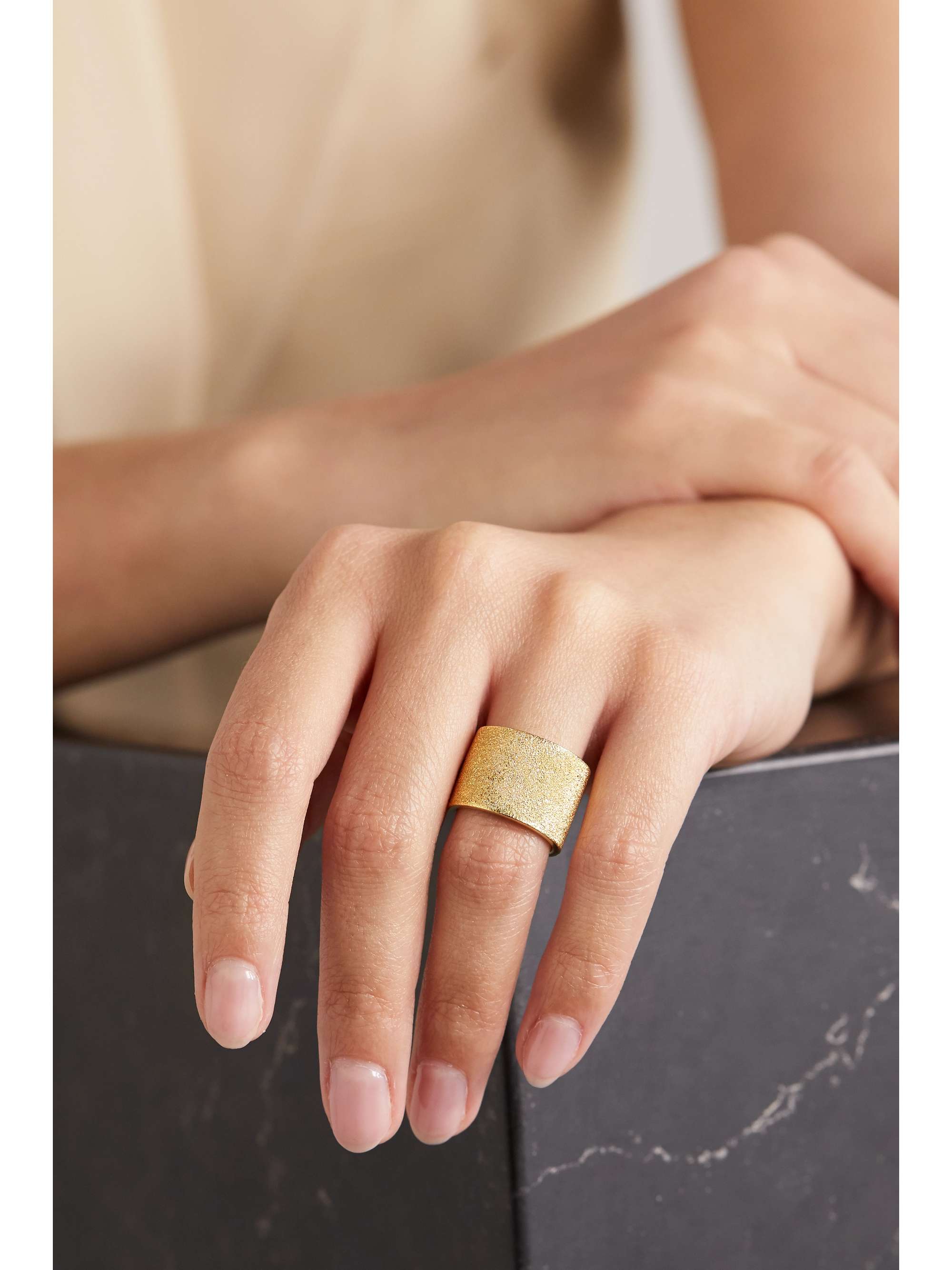 新着 Carolina Florentine ring Bucci 18-karat リング - _