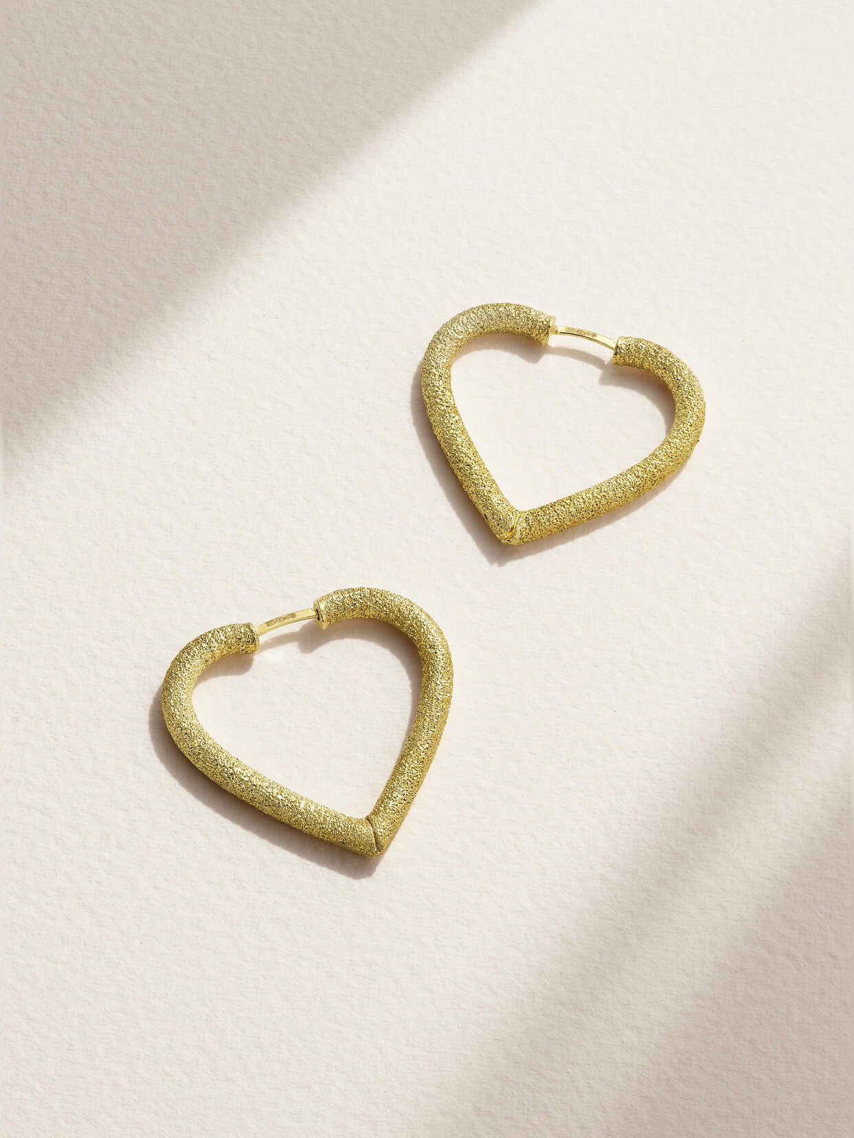 Carolina Bucci - Cuore 18-karat Gold Hoop Earrings - One size