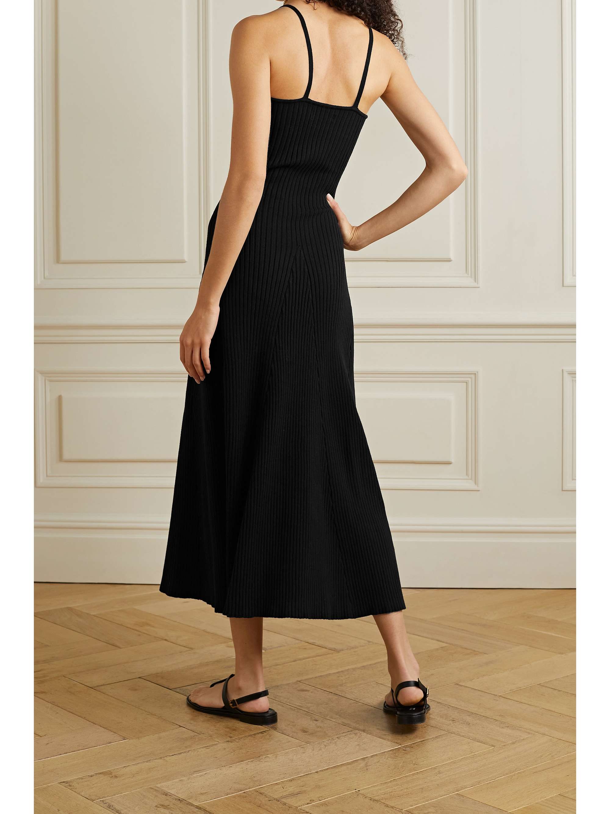 ANNA QUAN Galina Midikleid aus einer gerippten Baumwollmischung mit Cut-out