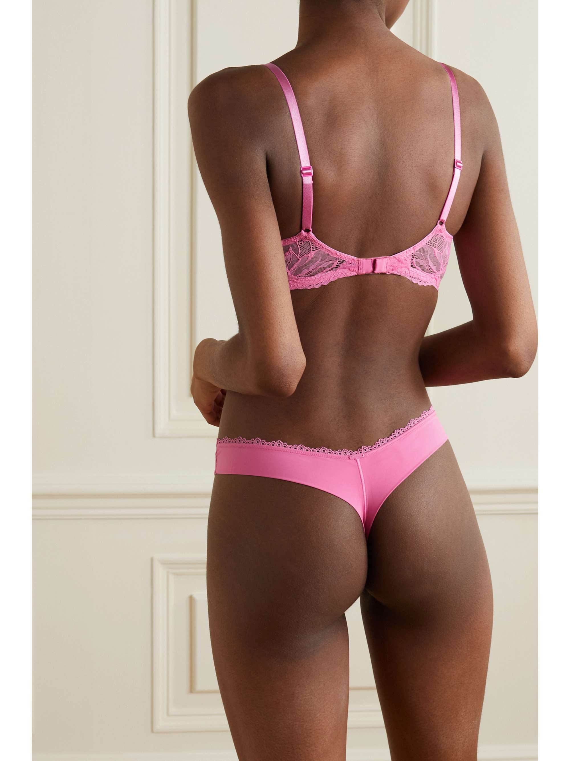 CALVIN KLEIN UNDERWEAR Seductive Comfort lace underwired plunge bra