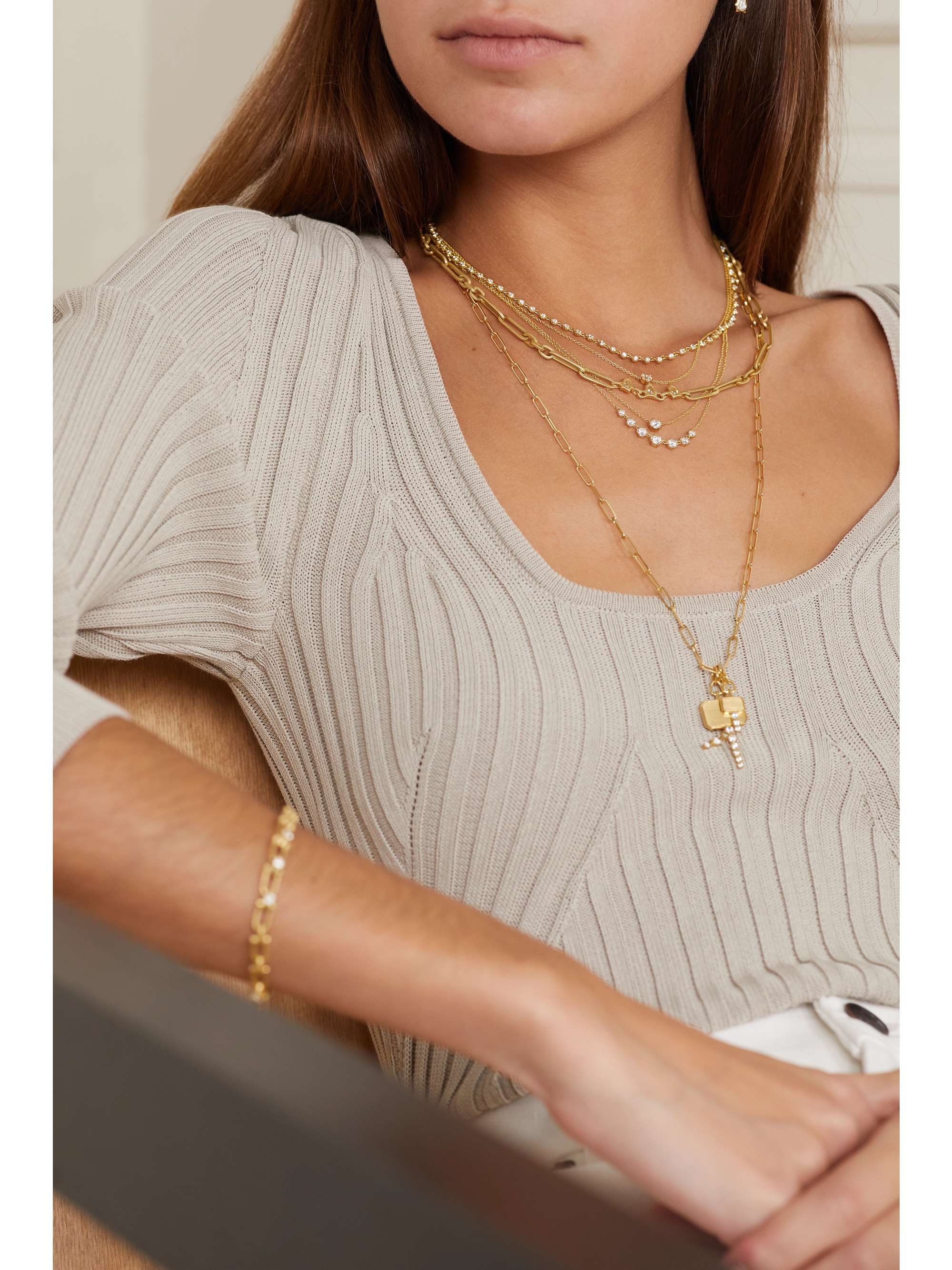 JADE TRAU Medium Penelope Kette aus 18 Karat Gold mit Diamant