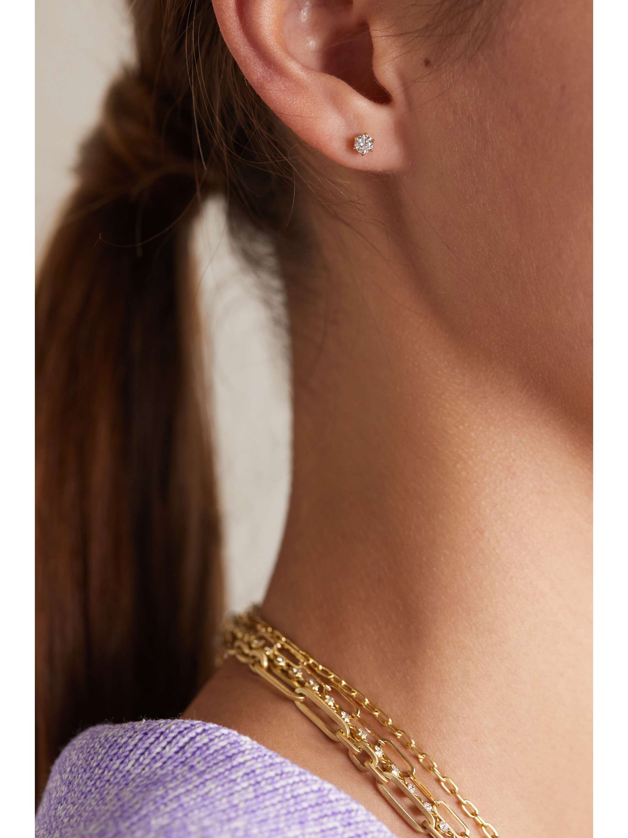 JADE TRAU Penelope Ohrstecker aus 18 Karat Gold mit Diamanten