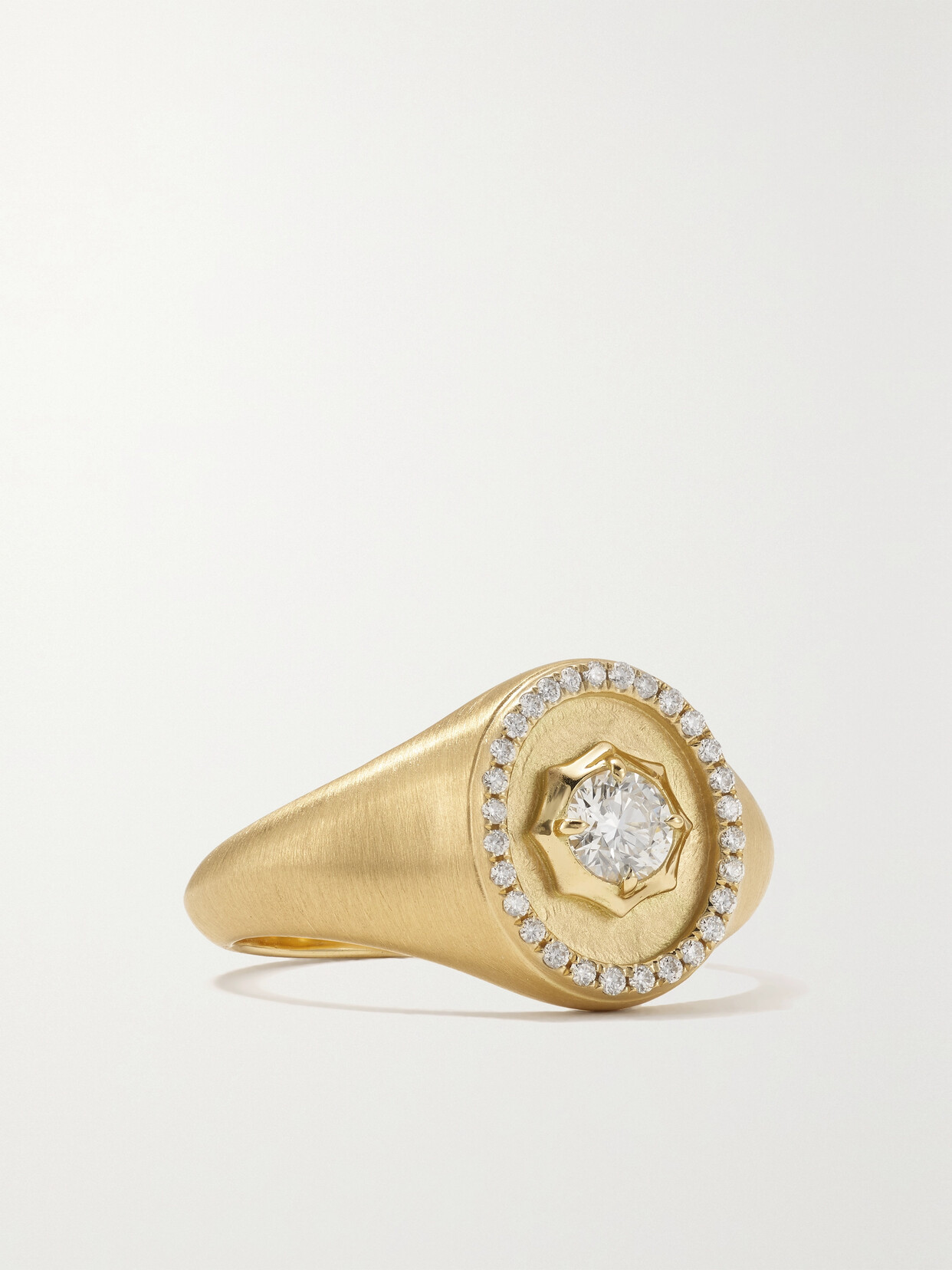 Jade Trau Sophisticate 18-karat Diamond Ring