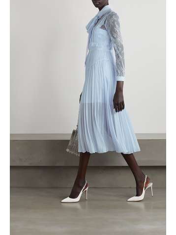 cloth wear in summer