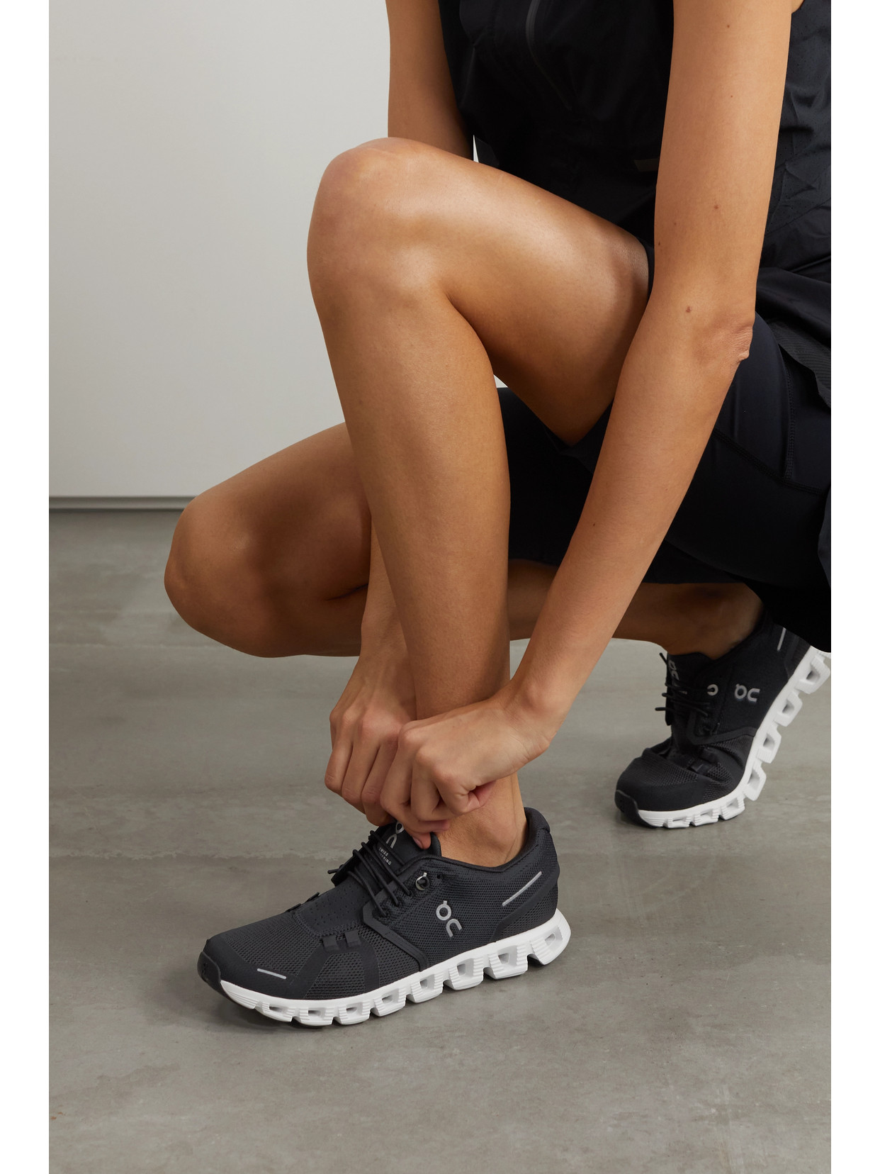 ON CLOUD 5 MESH SNEAKERS