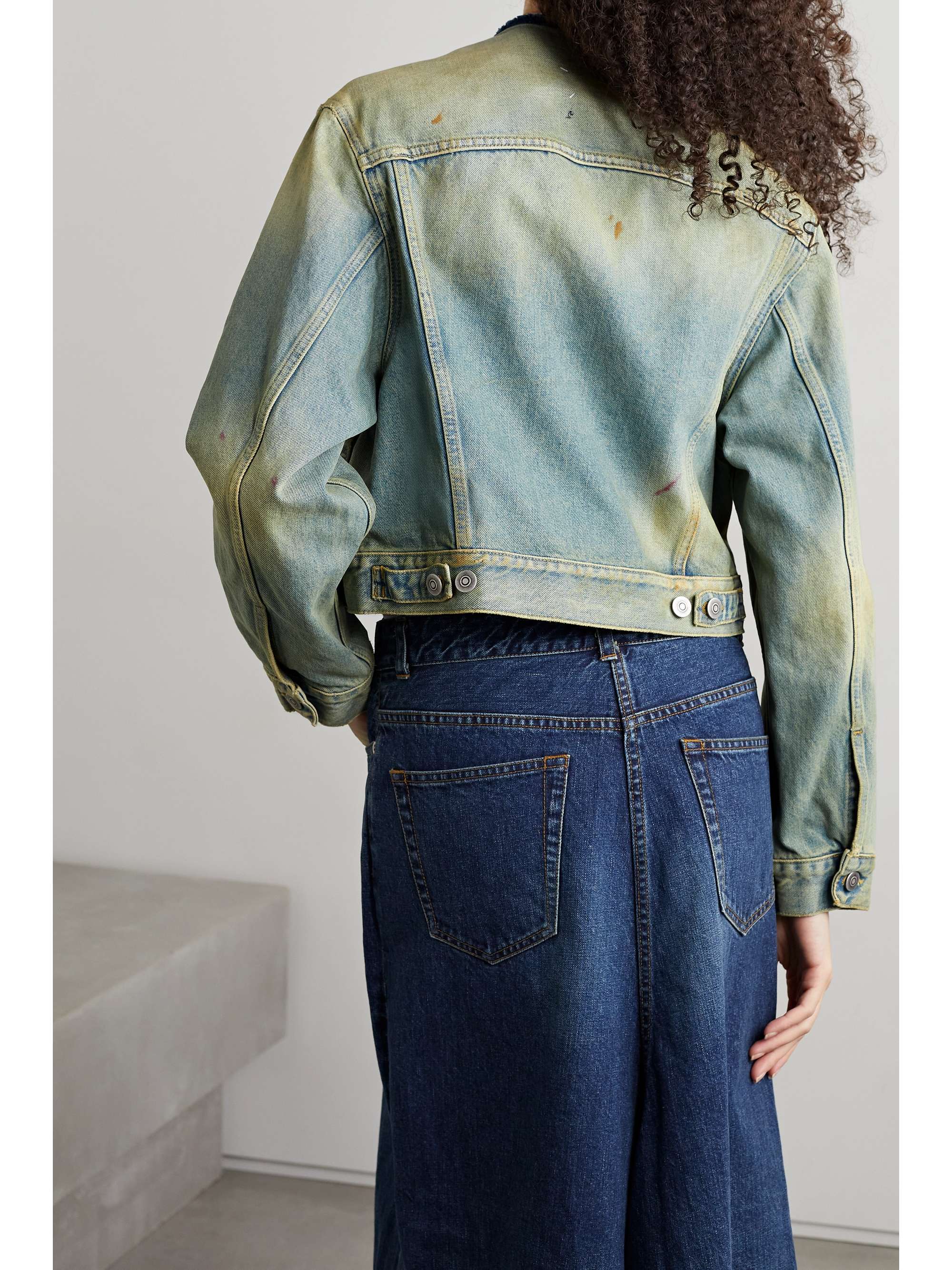 Light blue Cropped distressed denim 
