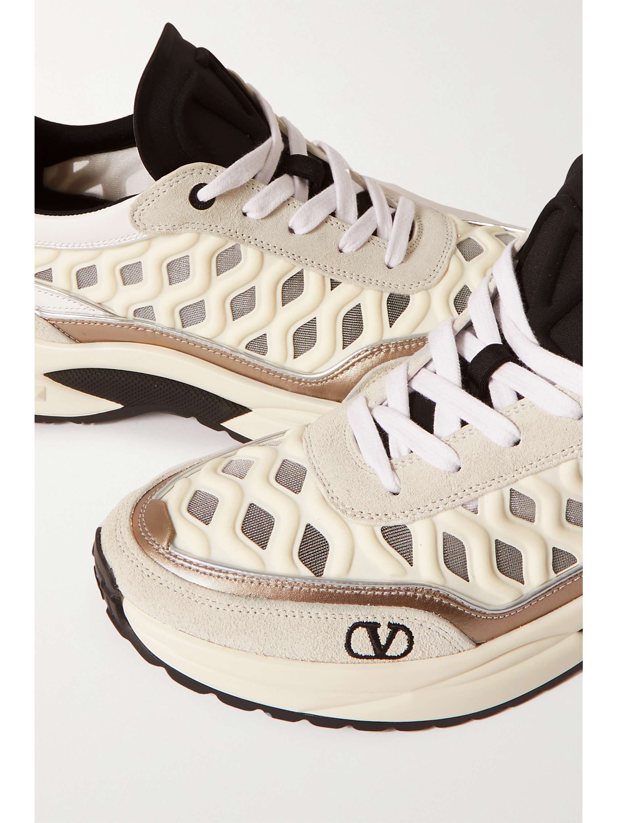 valentino garavani runner