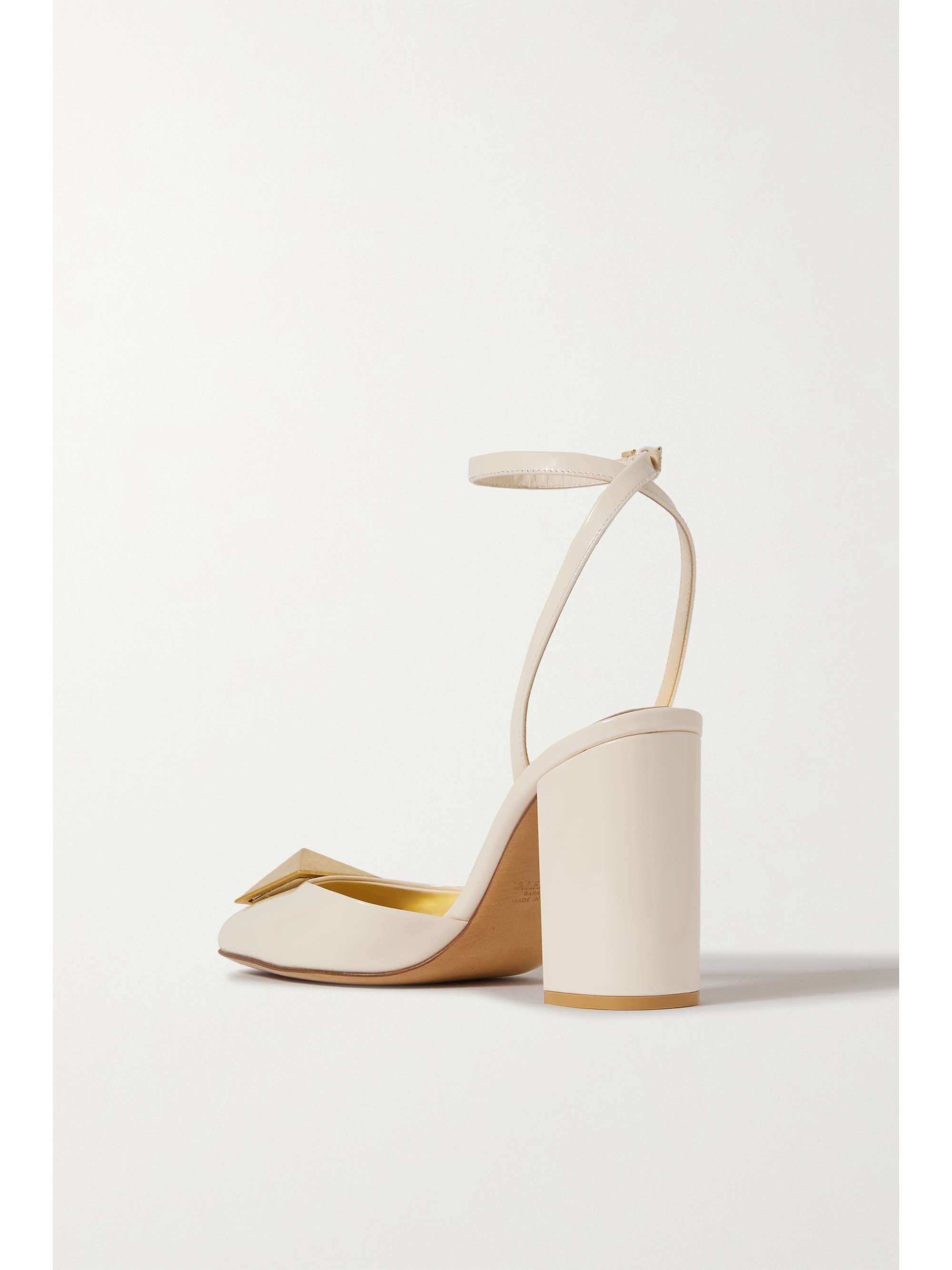 valentino maxi stud pump