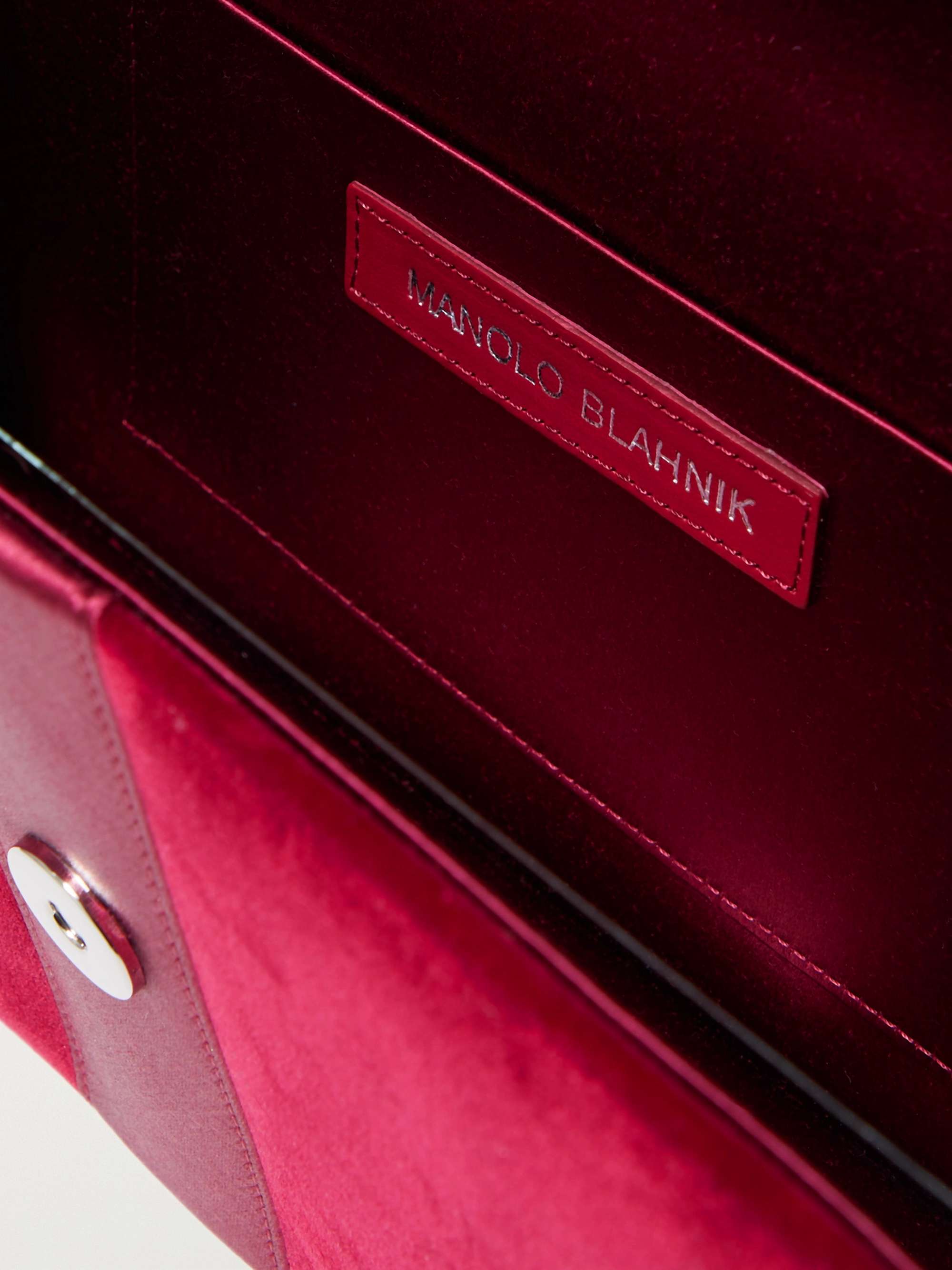 MANOLO BLAHNIK Capri Clutch aus Samt mit Satinbesatz und Kristallen