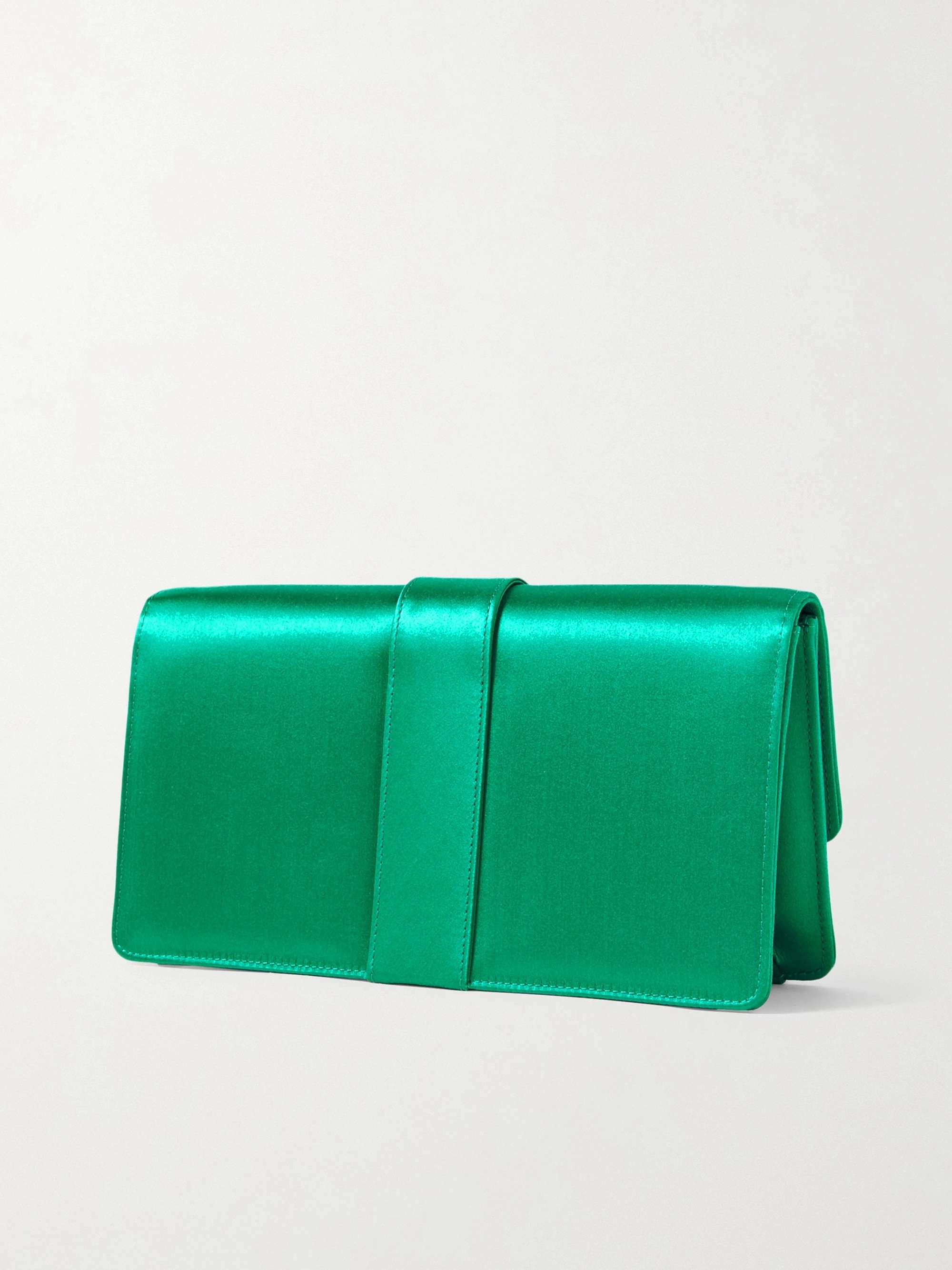 MANOLO BLAHNIK Capri Clutch aus Satin mit Kristallen