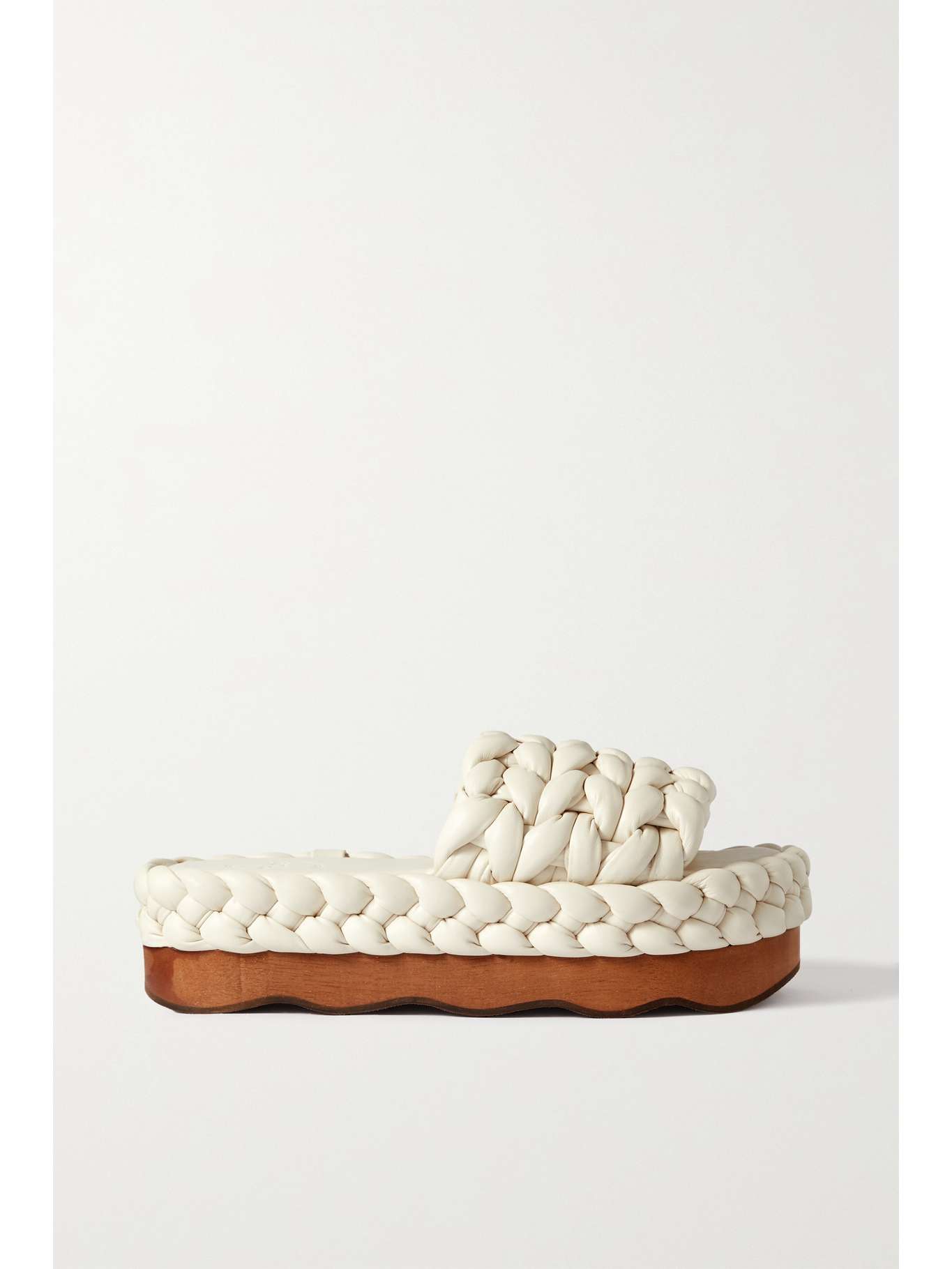 CHLOÃ Wavy woven leather slides | NET-A-PORTER