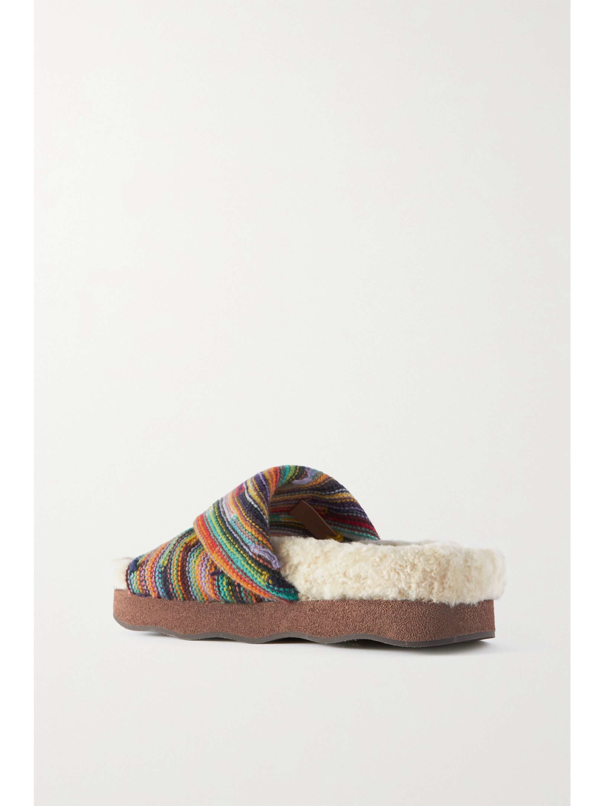 Green Wavy shearing and leather slides | CHLOÃ | NET-A-PORTER