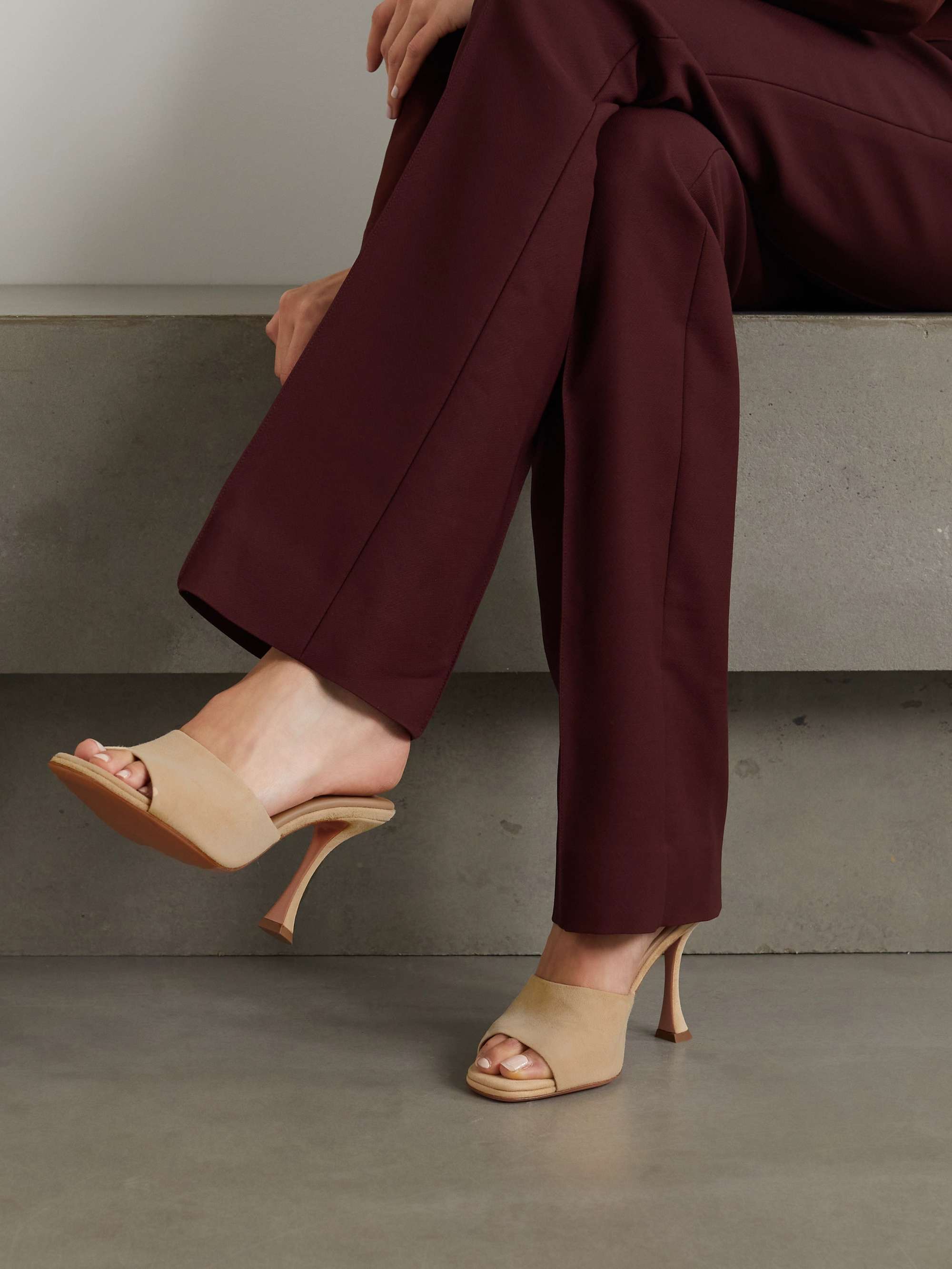 AQUAZZURA Violette 95 suede mules