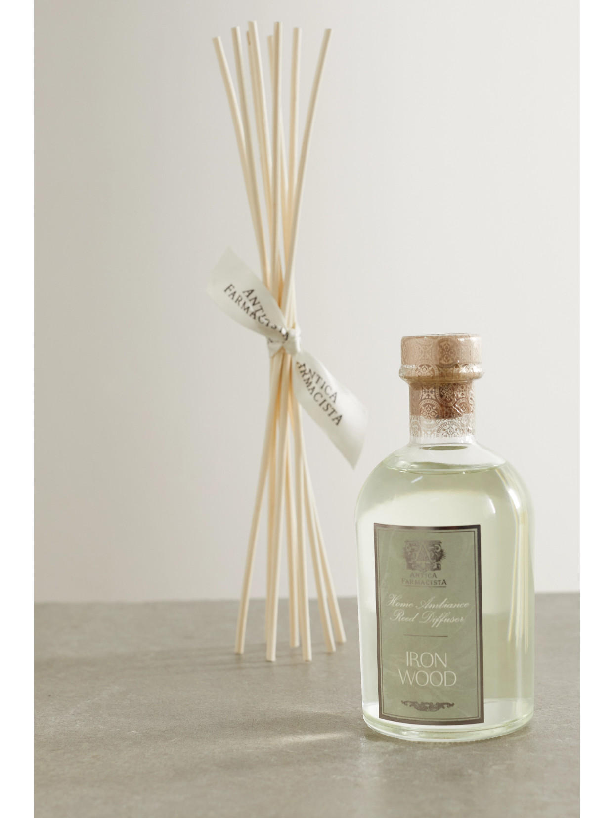 Antica Farmacista Iron Wood Reed Diffuser, 250ml In Colorless