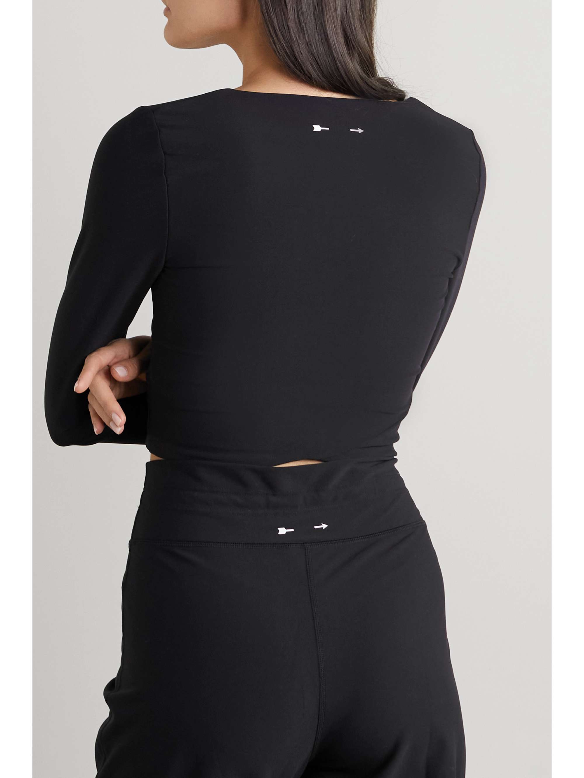 THE UPSIDE Noir Siya verkürztes Oberteil aus Stretch-Jersey mit recycelten Fasern
