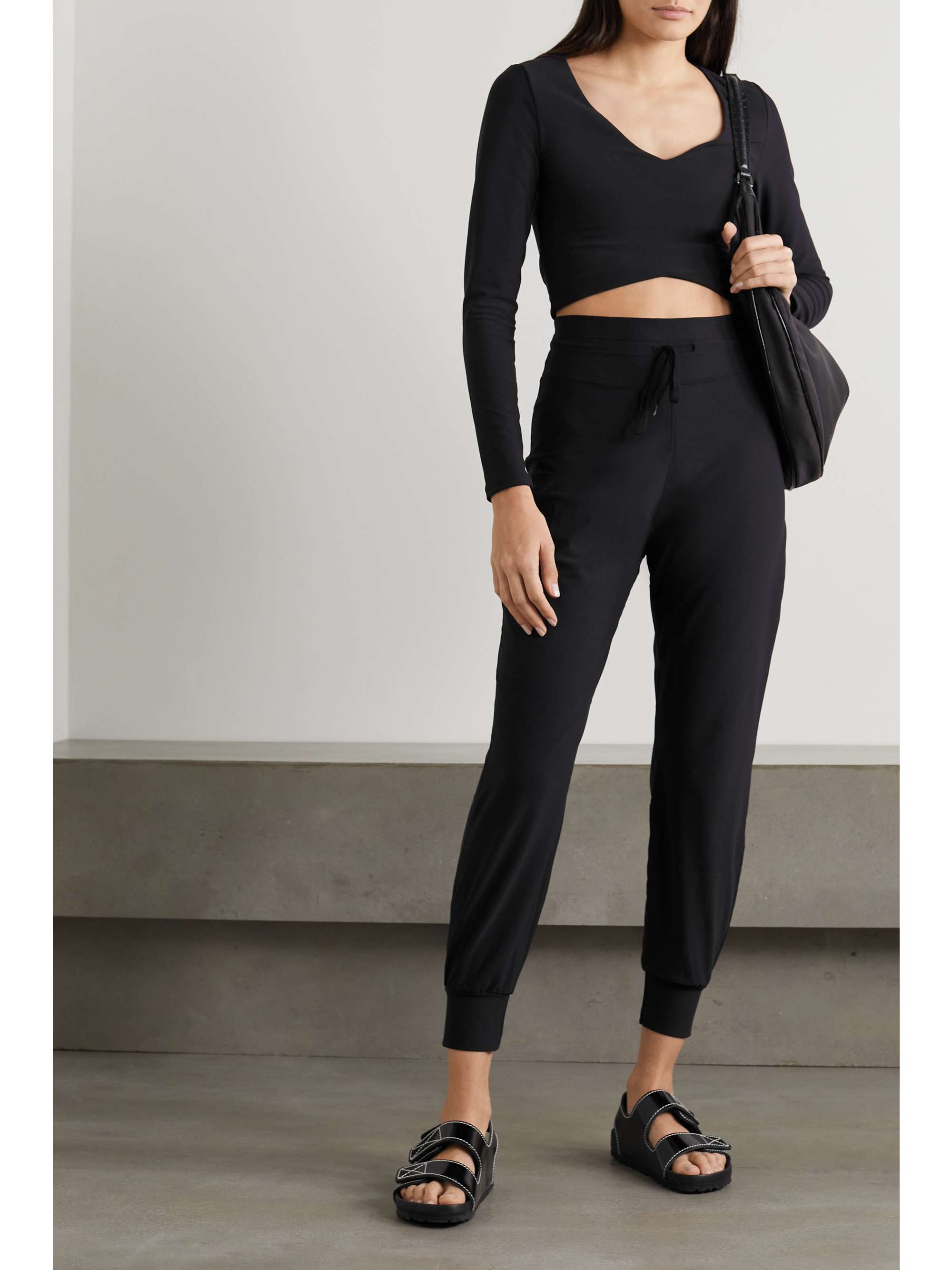 THE UPSIDE Noir Siya verkürztes Oberteil aus Stretch-Jersey mit recycelten Fasern