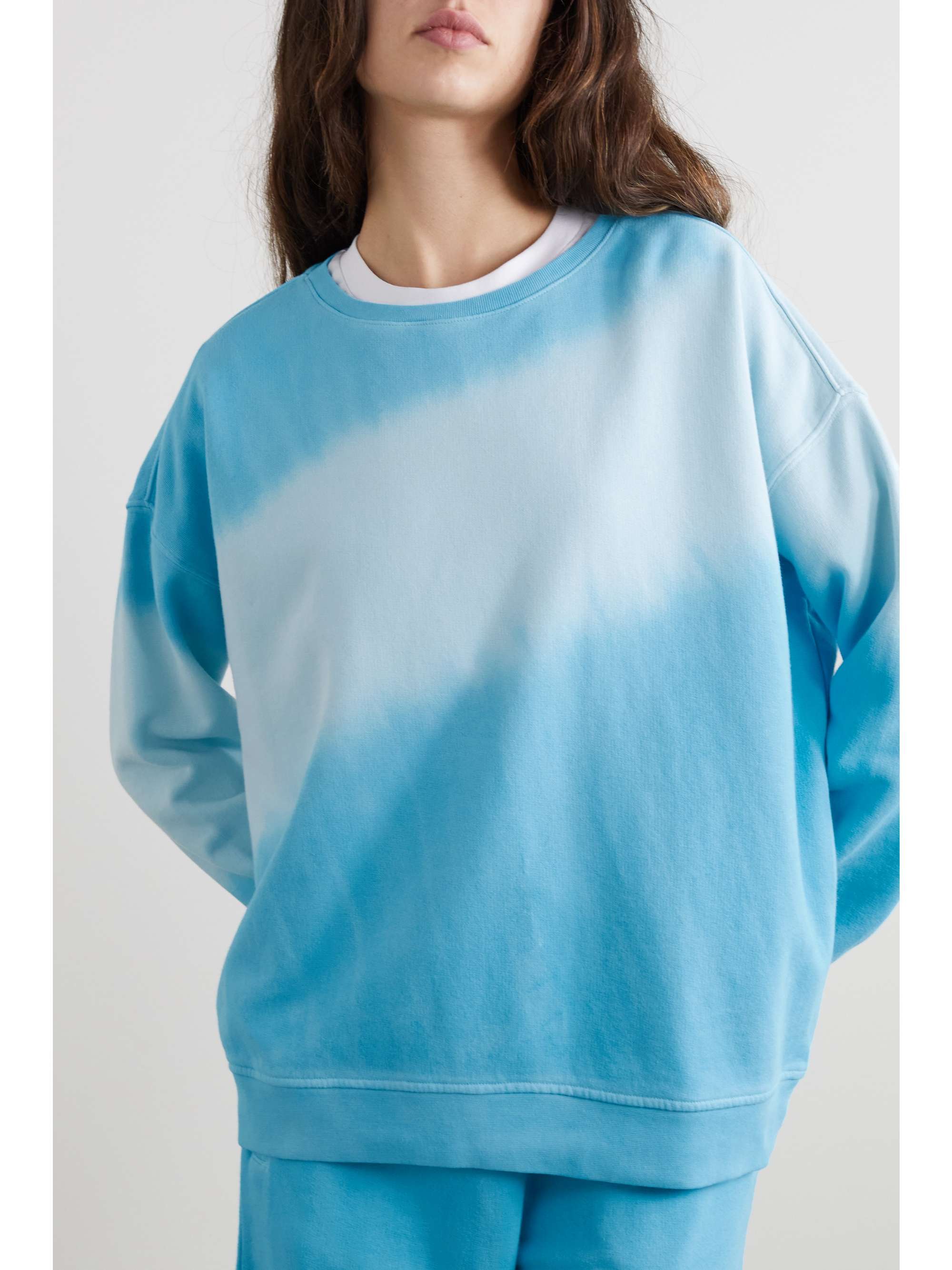 THE UPSIDE Montay Alena Oversized-Sweatshirt aus Baumwollfrottee mit Batikmuster