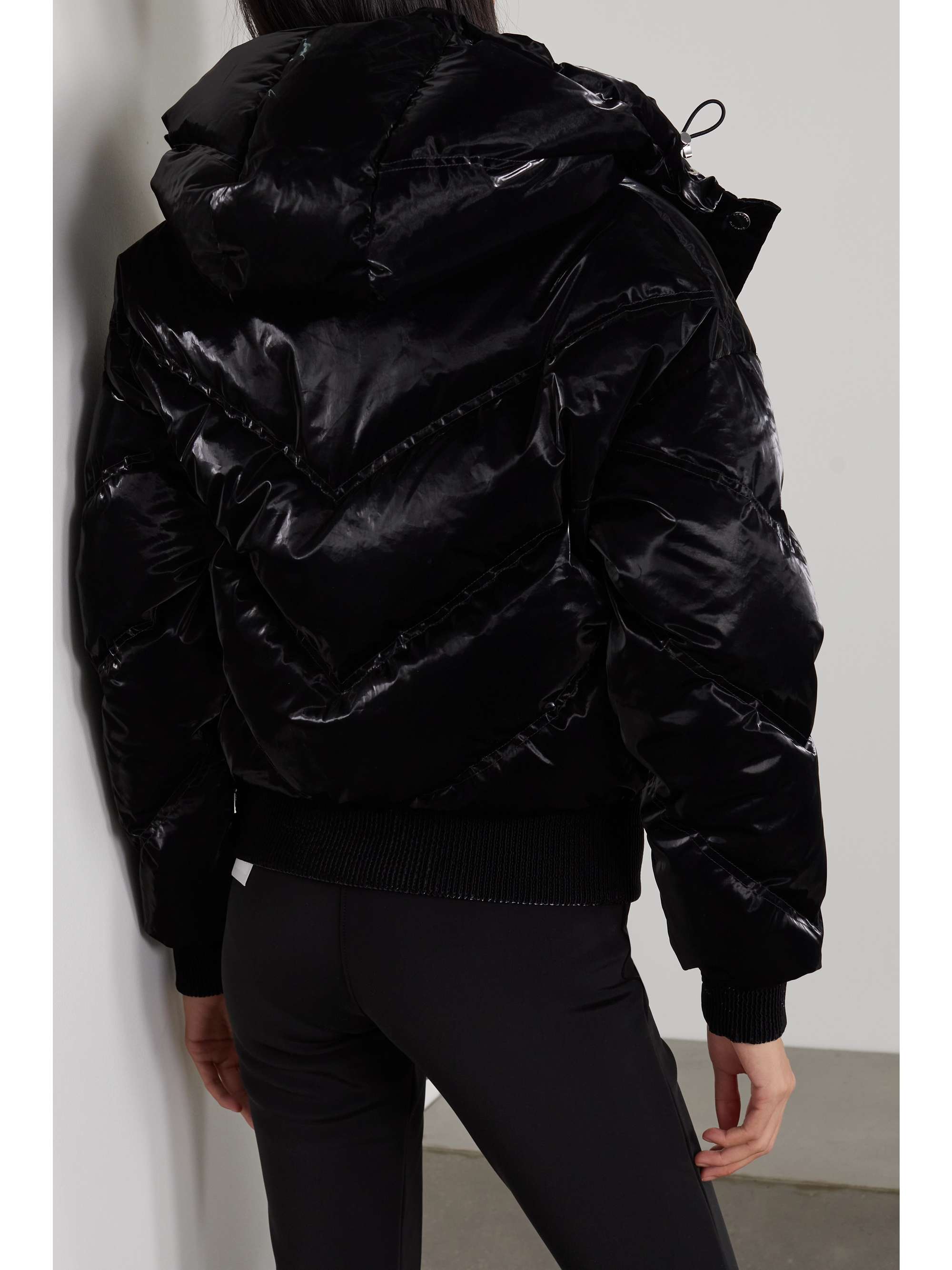 CORDOVA The Niseko hooded quilted down ski jacket