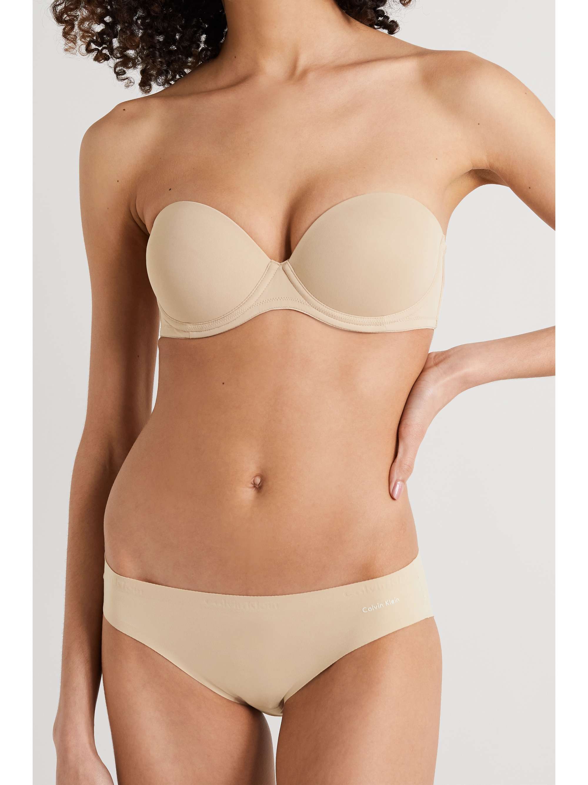 CALVIN KLEIN UNDERWEAR Perfectly Fit padded strapless bra | NET-A-PORTER