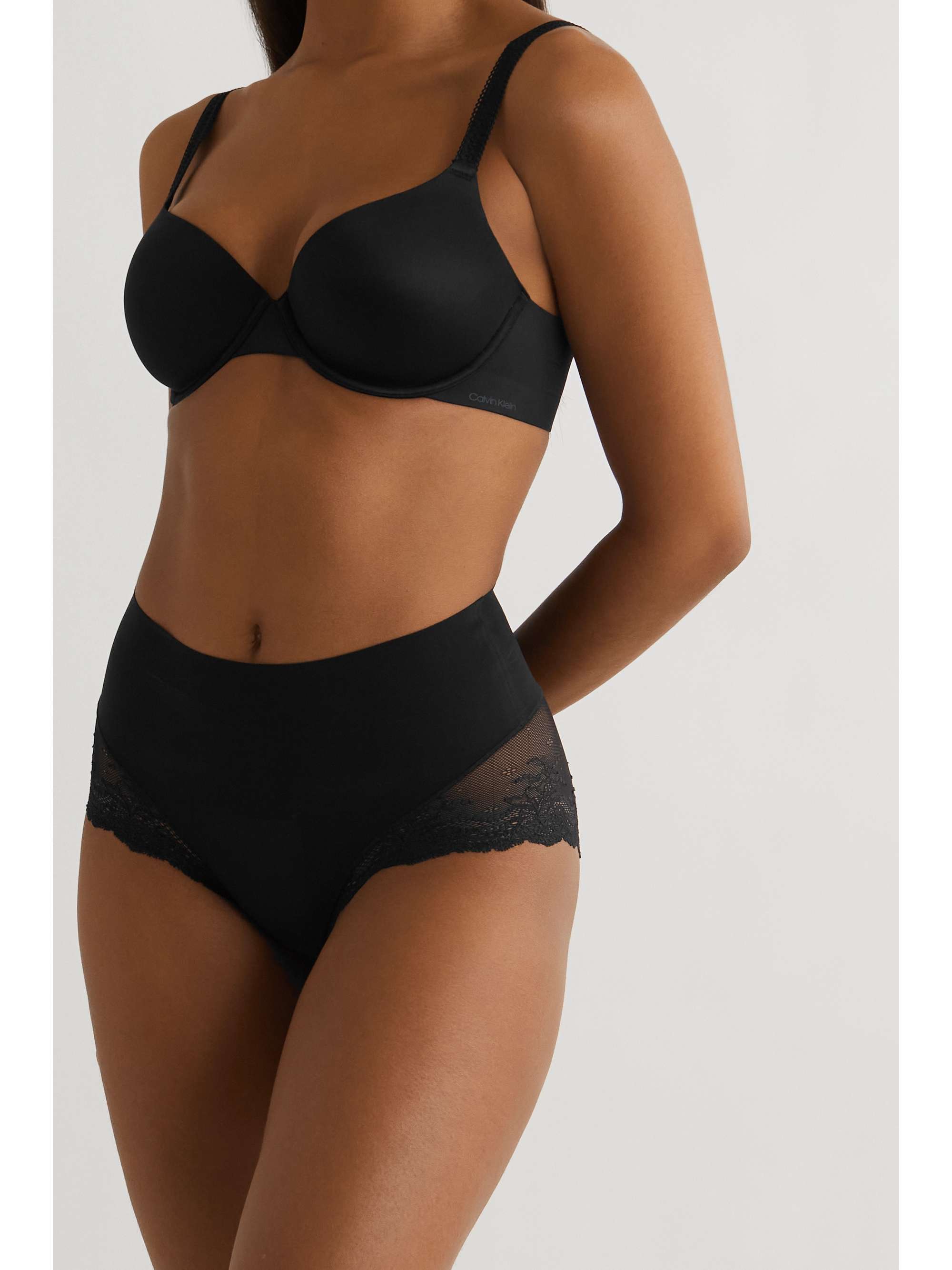 Spanx Undie-tectable Lace Support Bikini Panty In Black