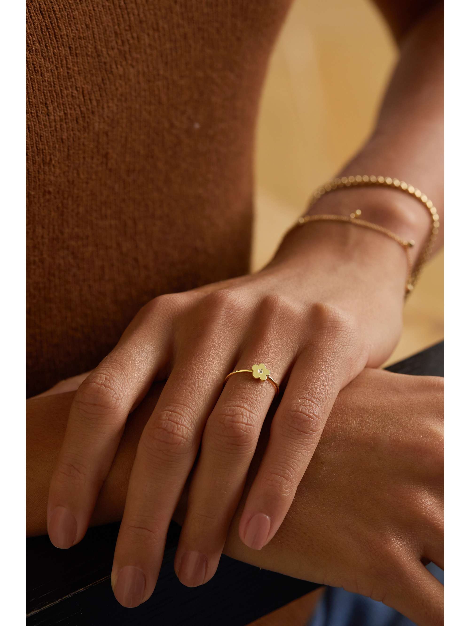 JENNIFER MEYER Flower 18-karat gold diamond ring
