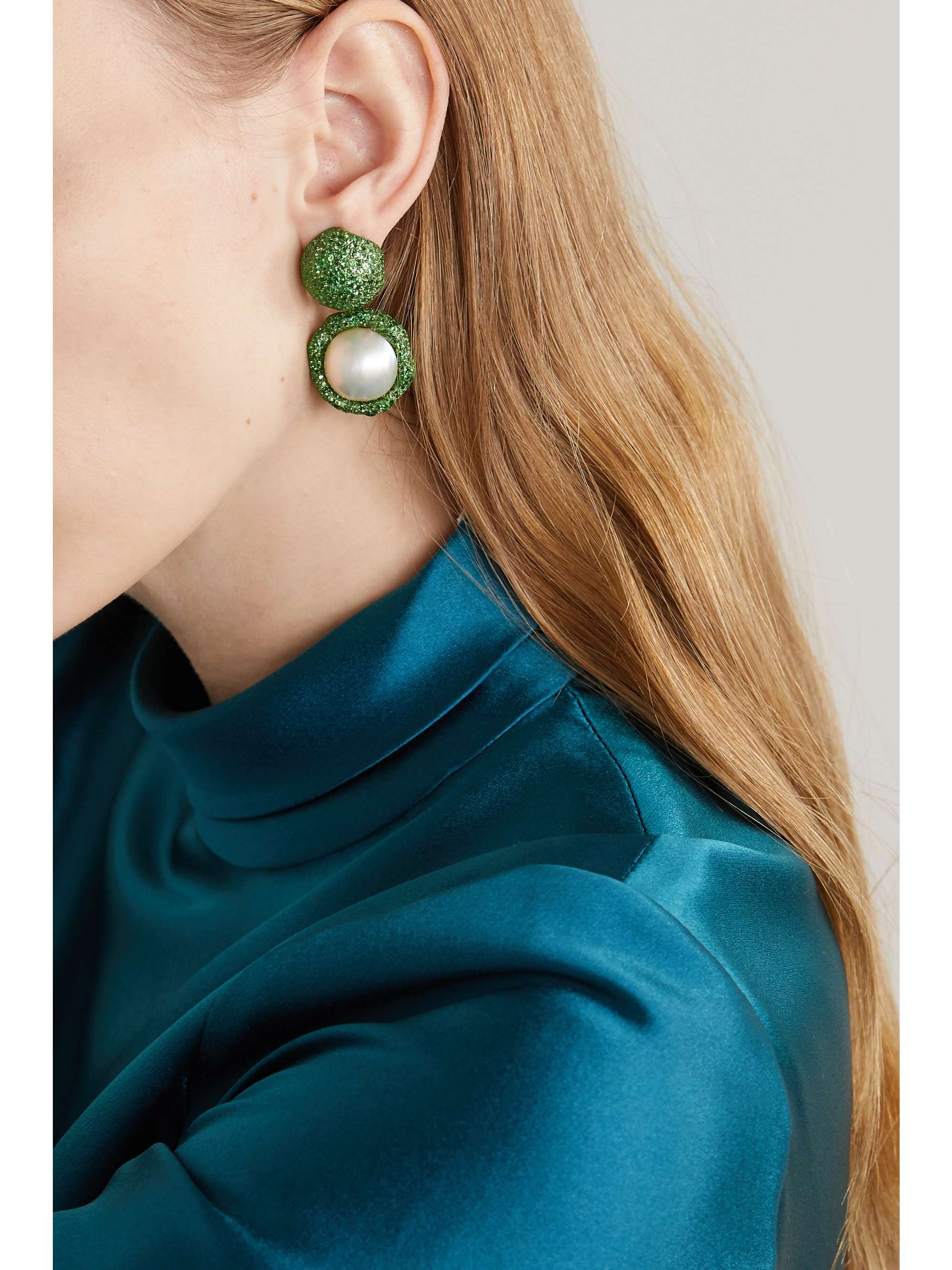 BINA GOENKA 18-karat gold, tsavorite and pearl earrings