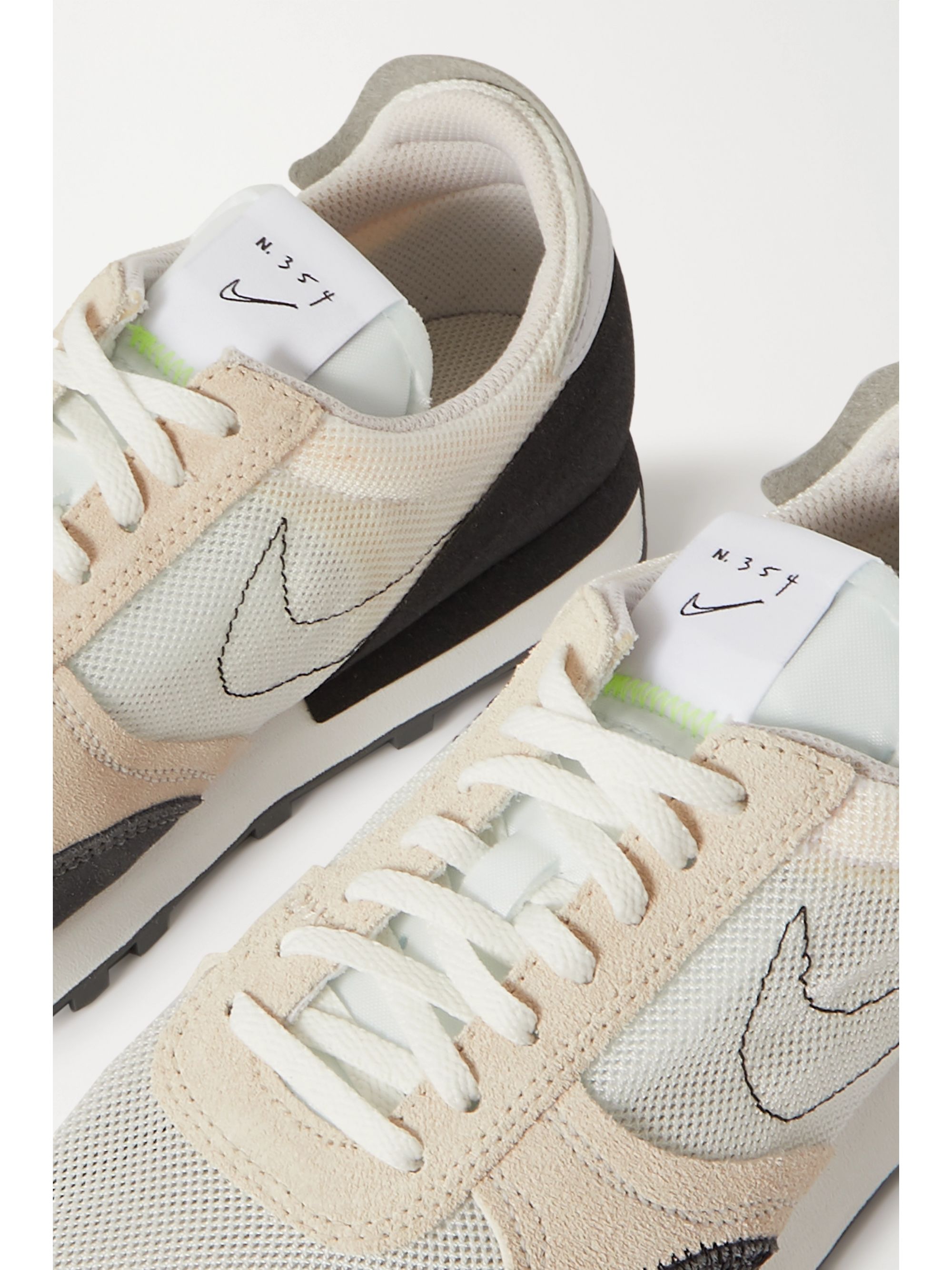 nike nubuck sneakers