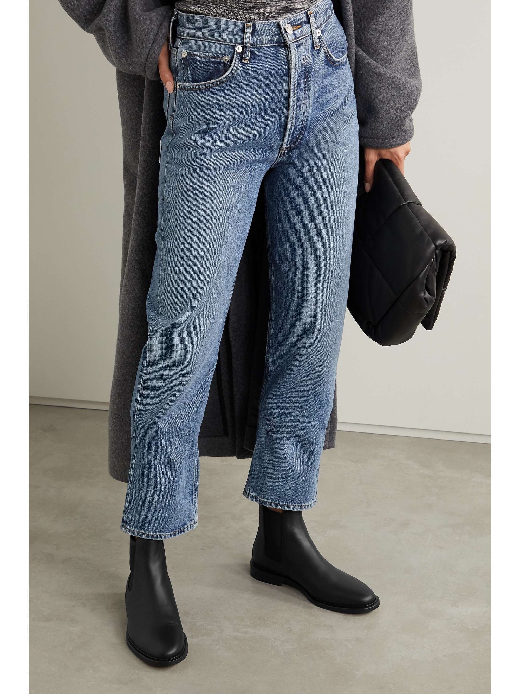 common projects black leather chelsea