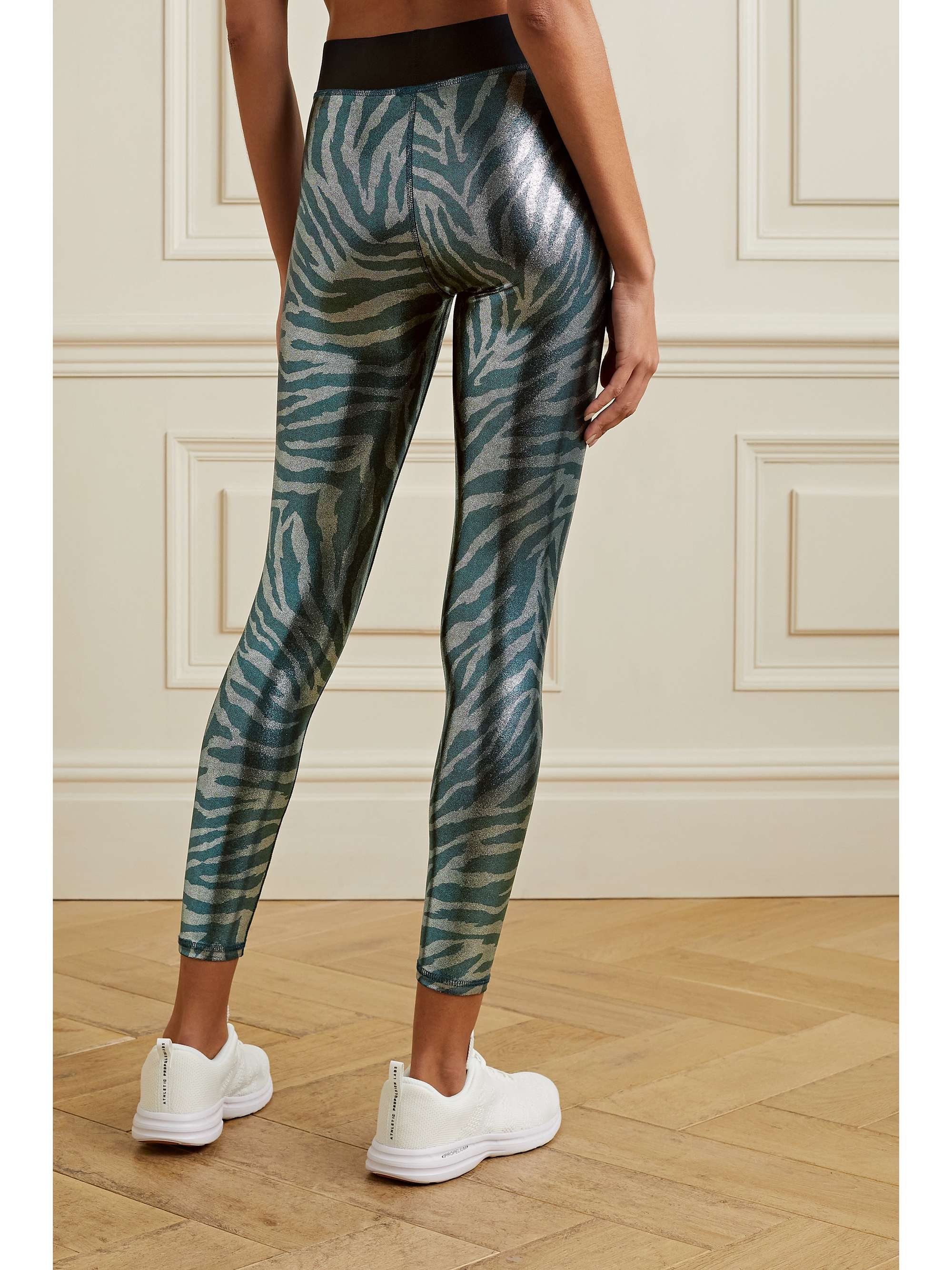 HEROINE SPORT Power metallic zebra-print leggings