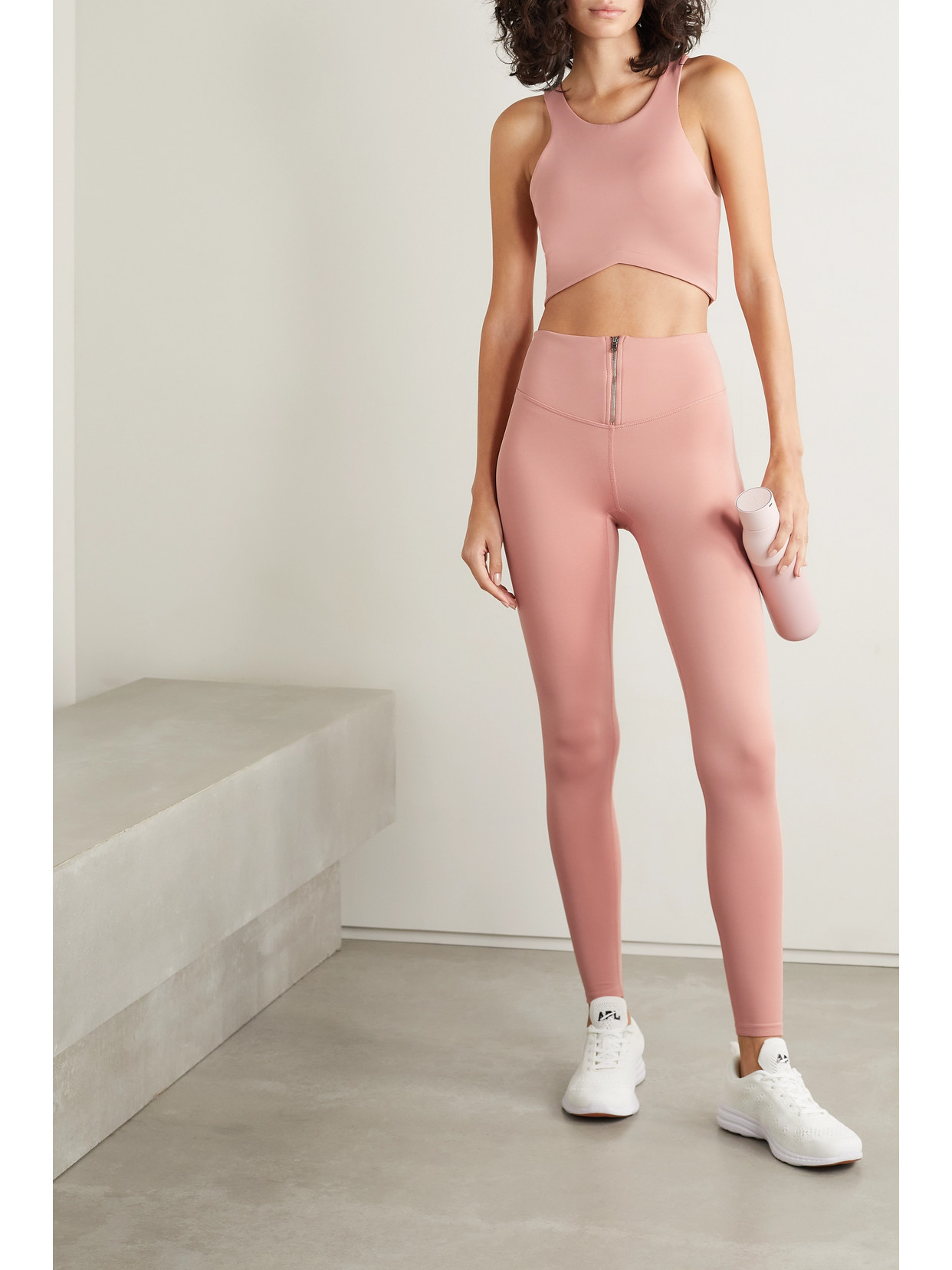 Heroine Sport Defined Stretch Sports Bra In Pink
