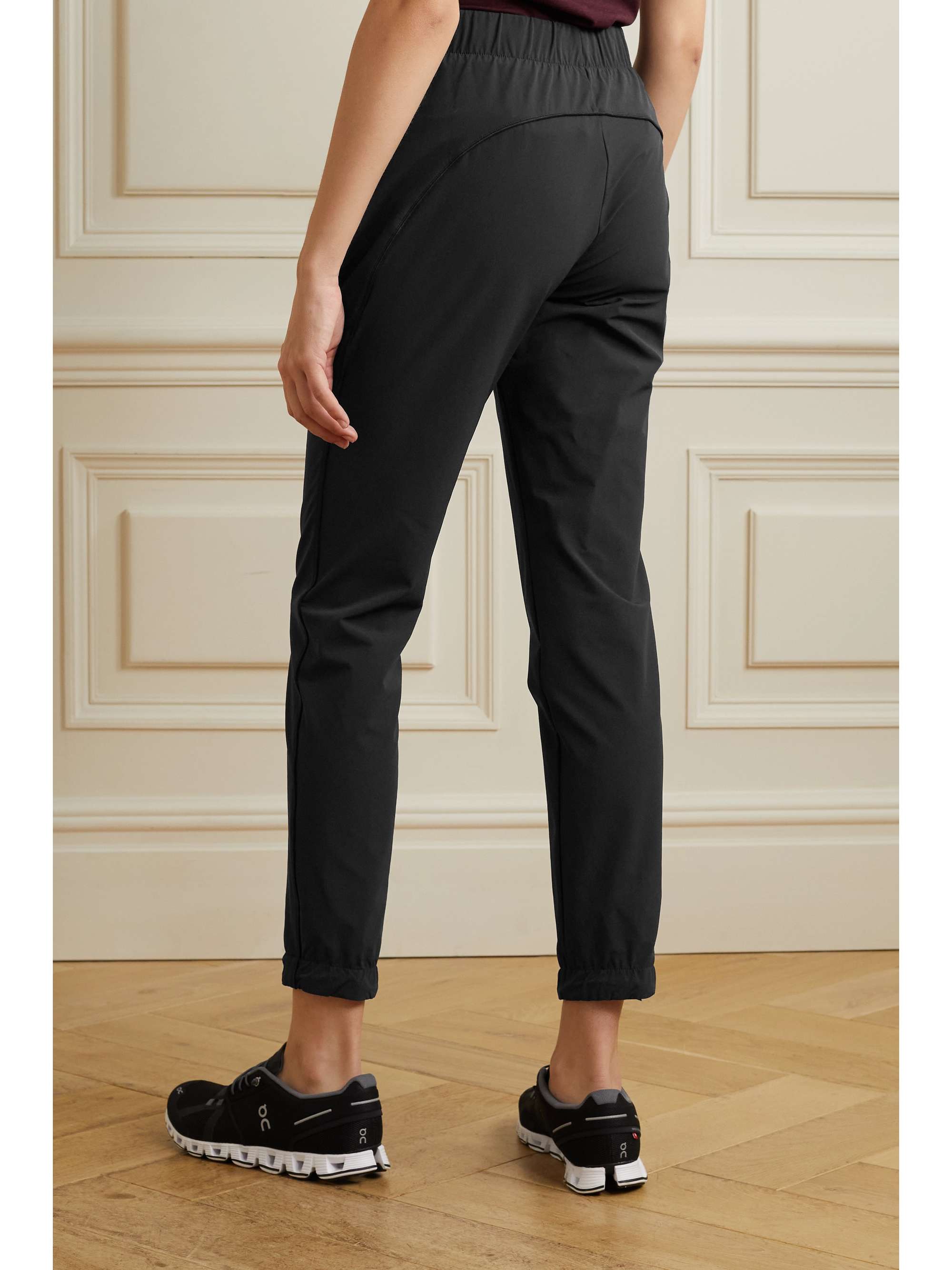 ON-RUNNING Active shell track pants