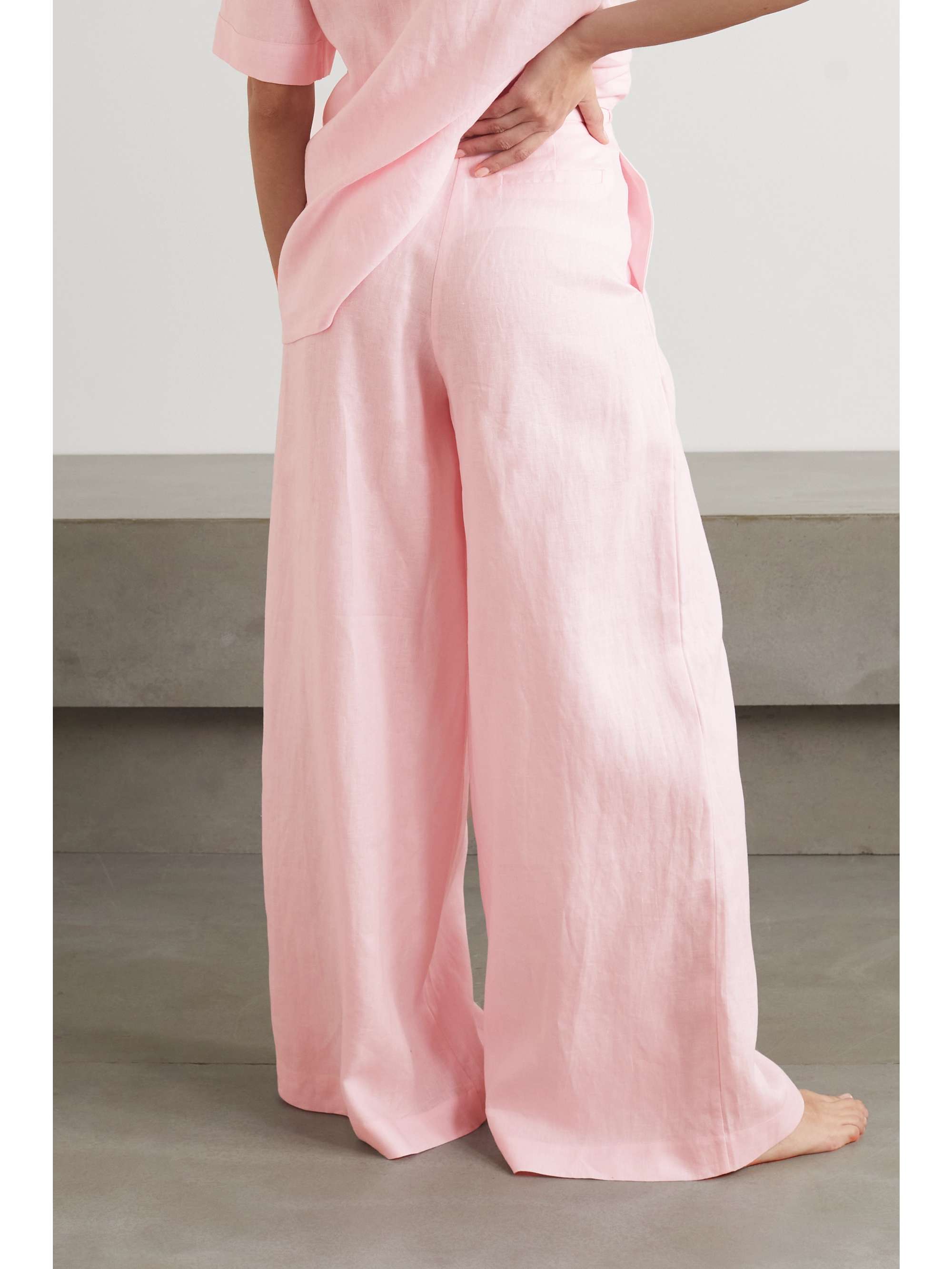MAISON ESSENTIELE + NET SUSTAIN pleated linen pajama pants