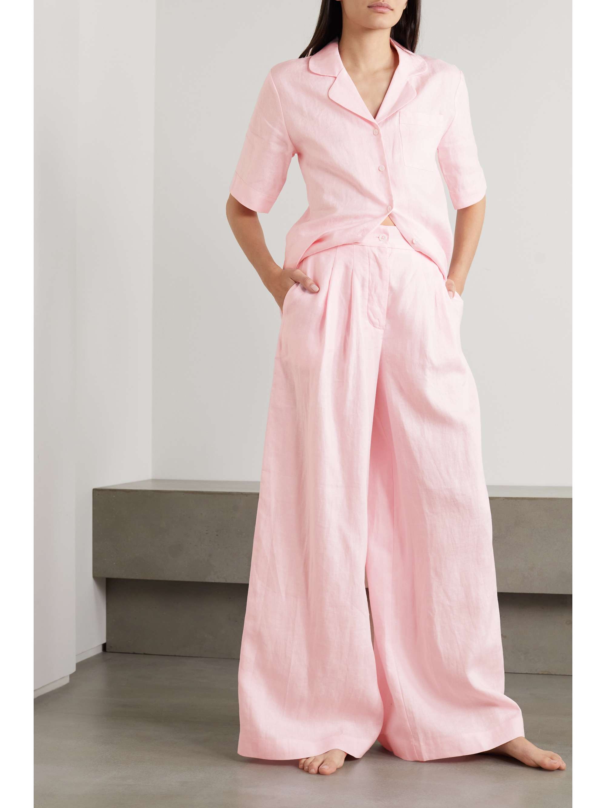 MAISON ESSENTIELE + NET SUSTAIN pleated linen pajama pants