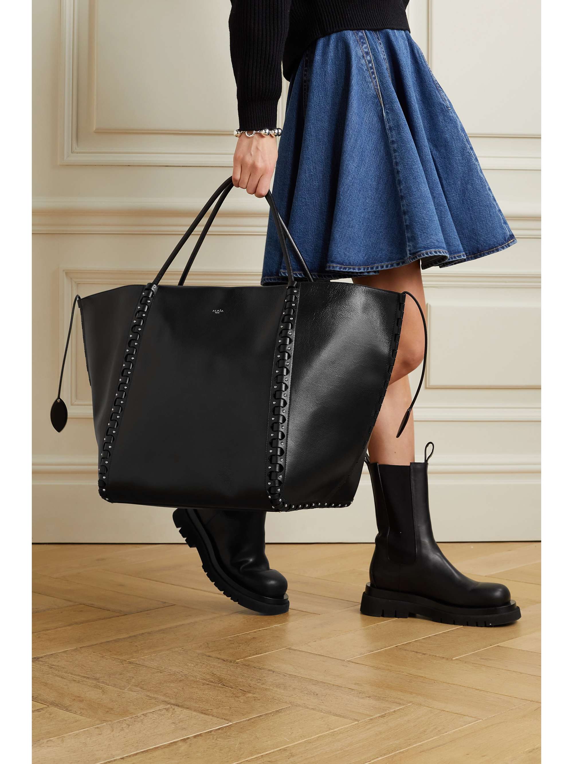 Black Hinge large studded leather tote | ALAÏA | NET-A-PORTER