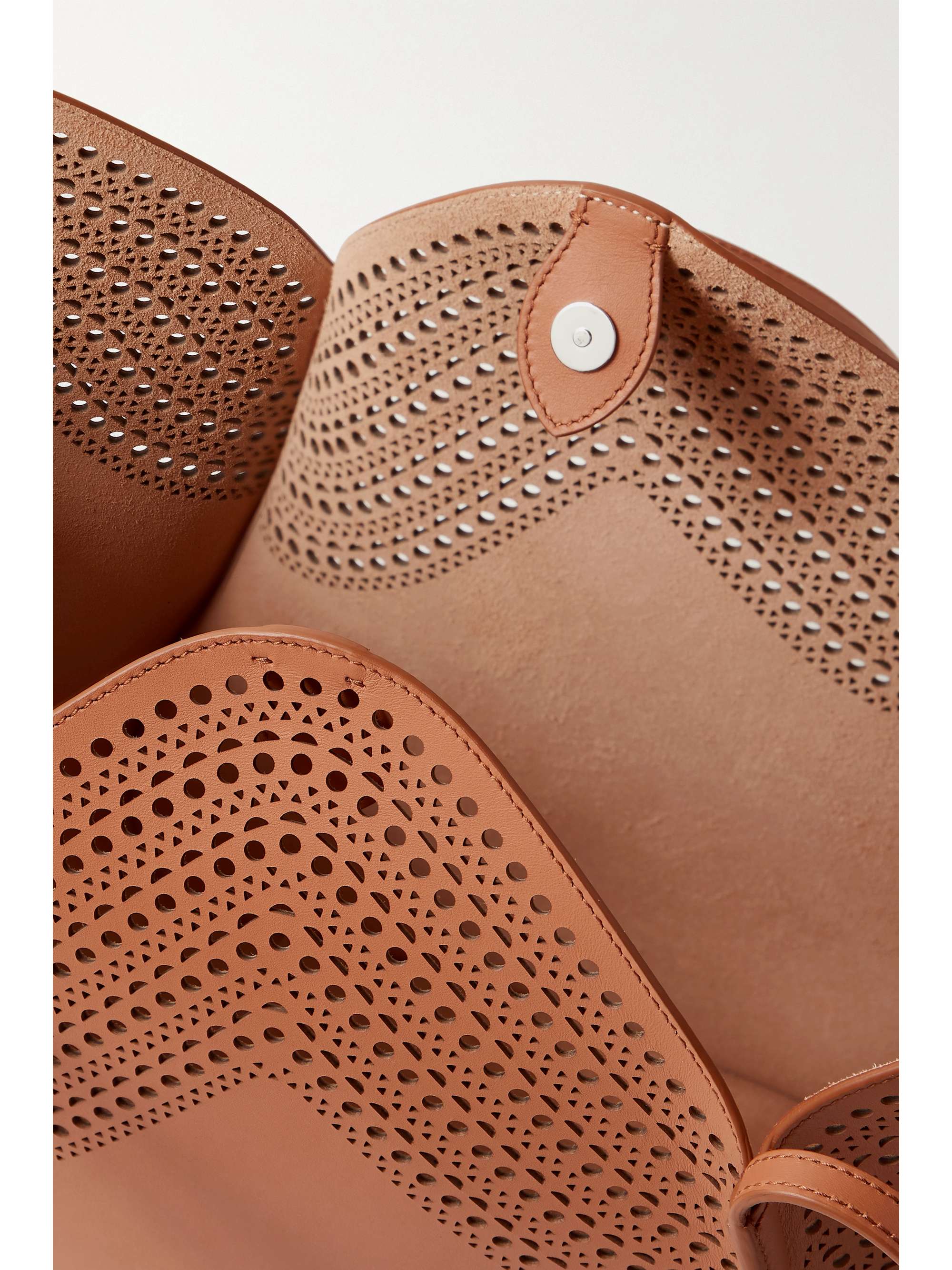 ALAÏA Sac à main en cuir découpé au laser Lili 24 Medium